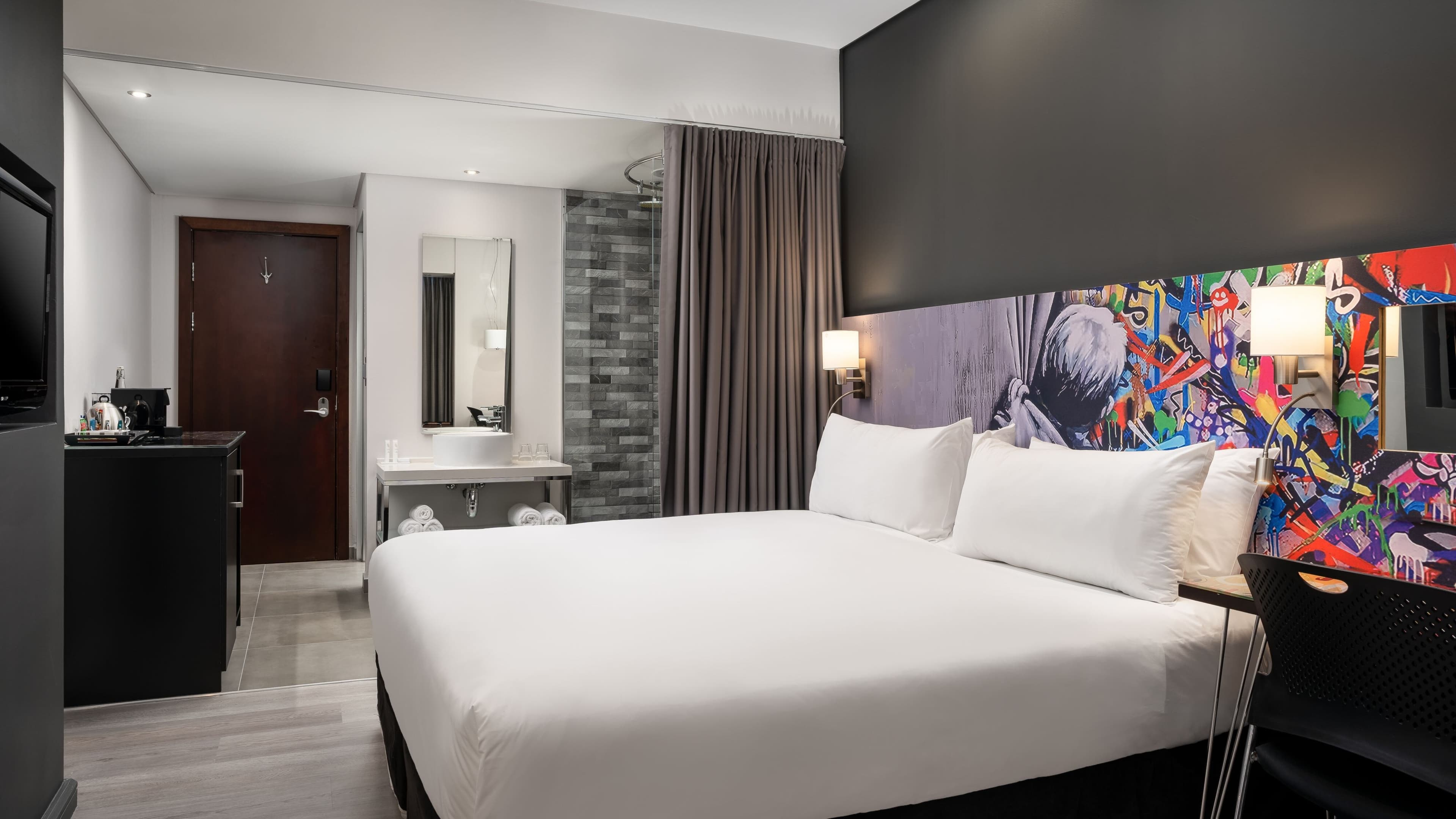 Larger Guest room - Image 1