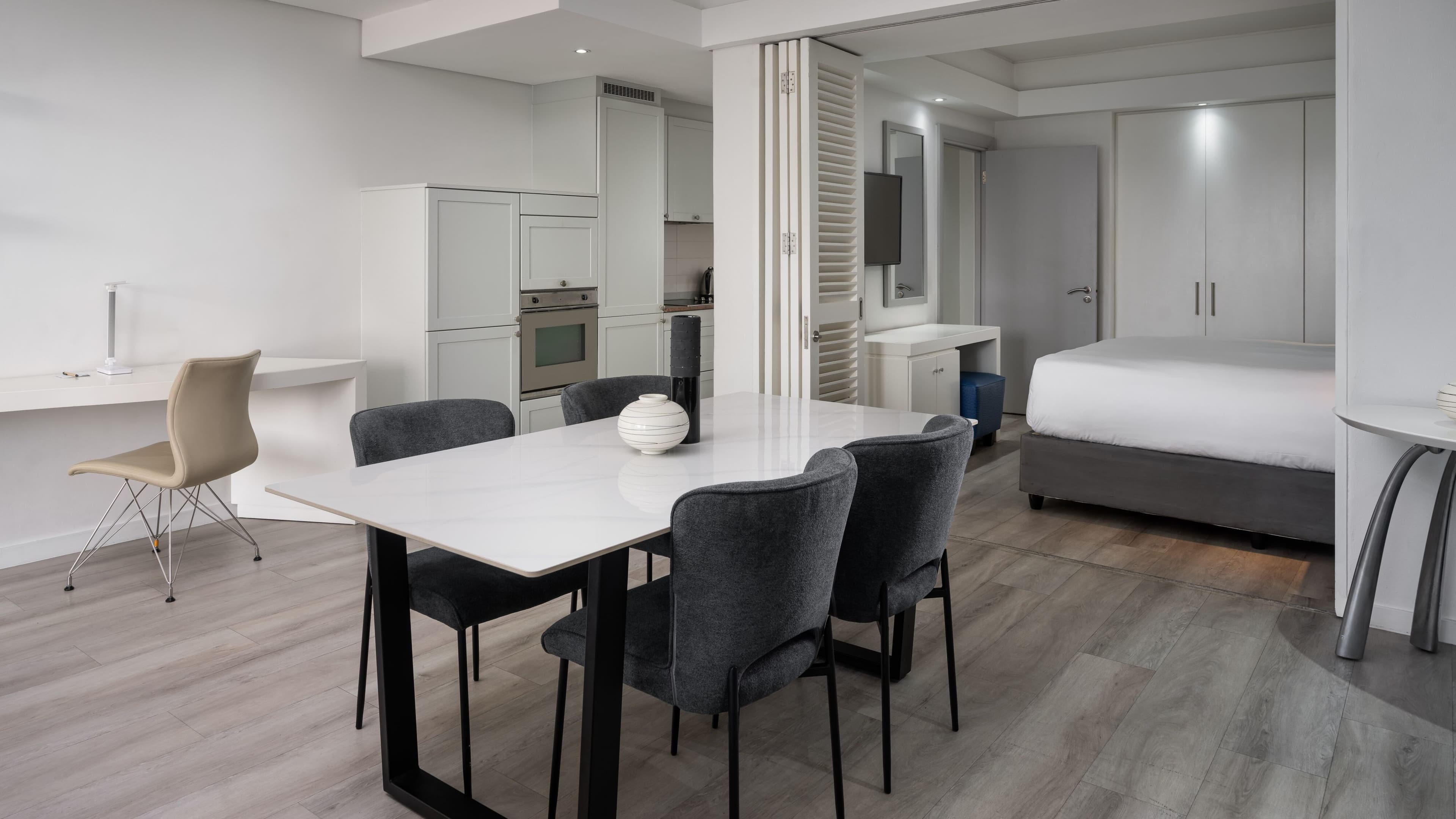 Protea Hotel Cape Town North Wharf — 3