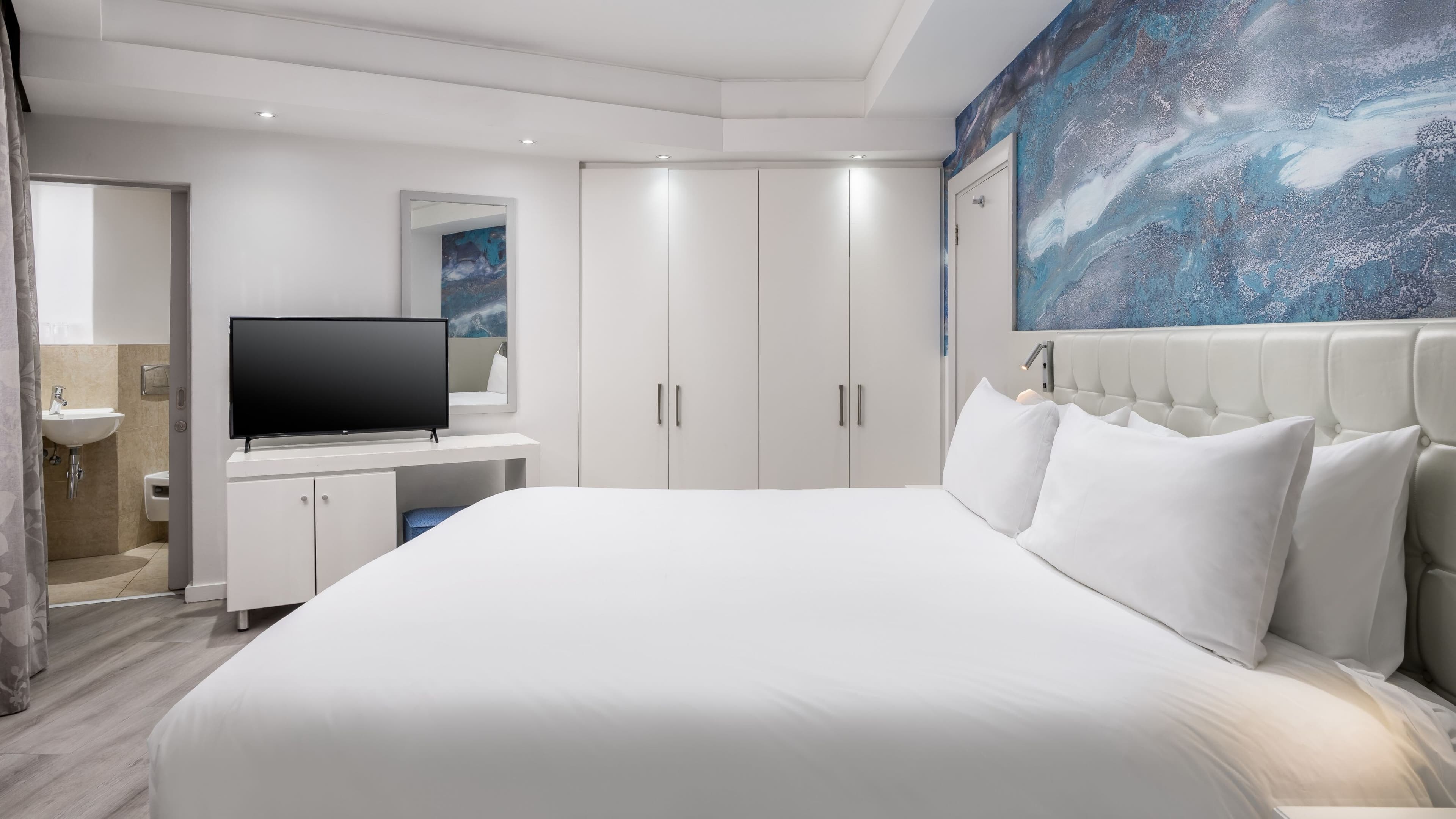 Protea Hotel Cape Town North Wharf — 20