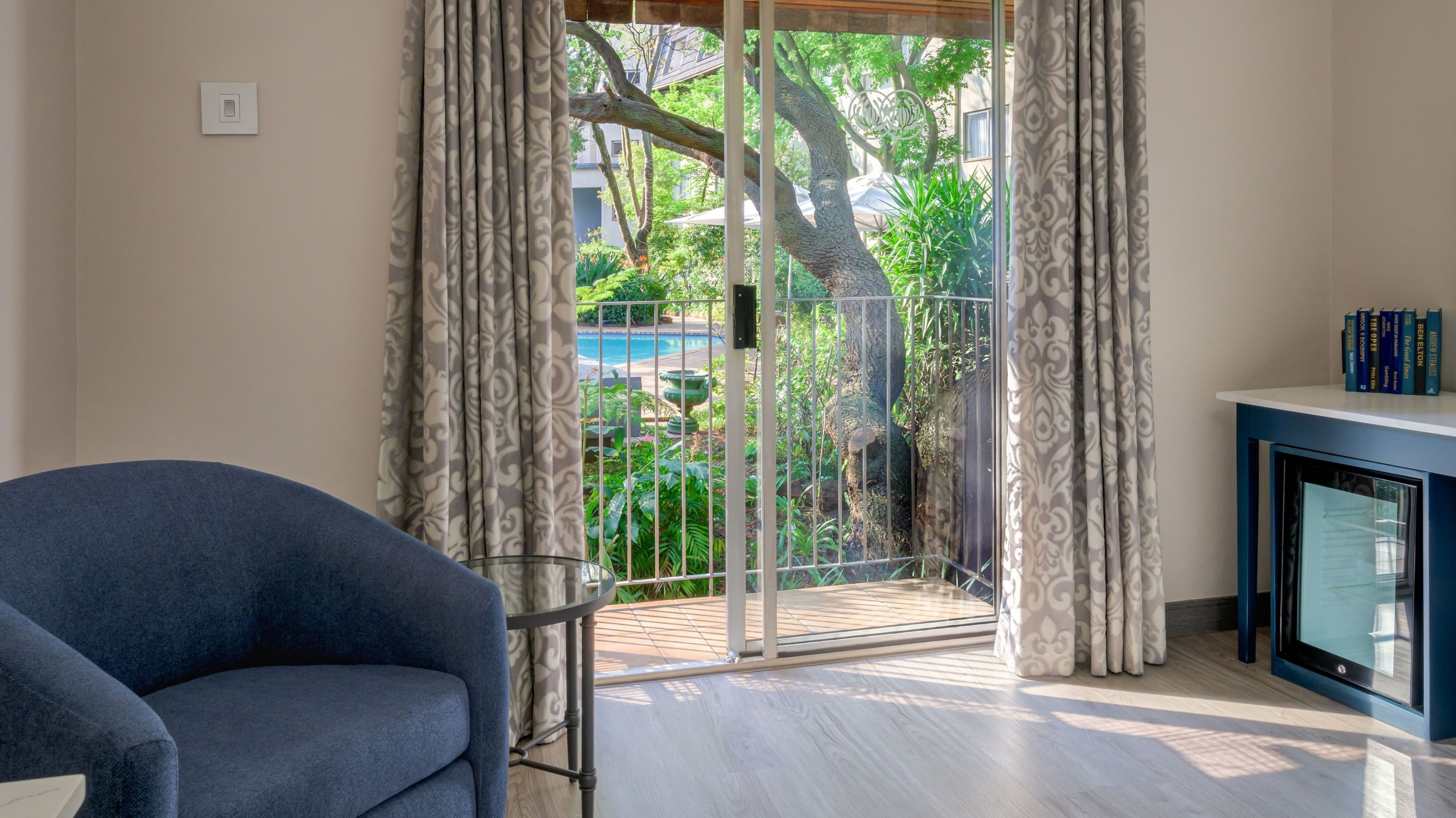 Protea Hotel Johannesburg Balalaika Sandton — 42