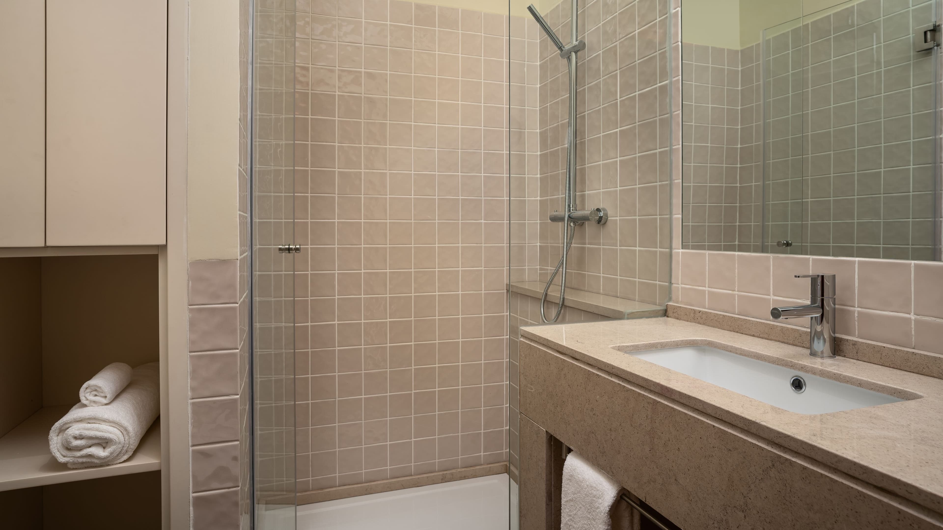 Standard - Image 10