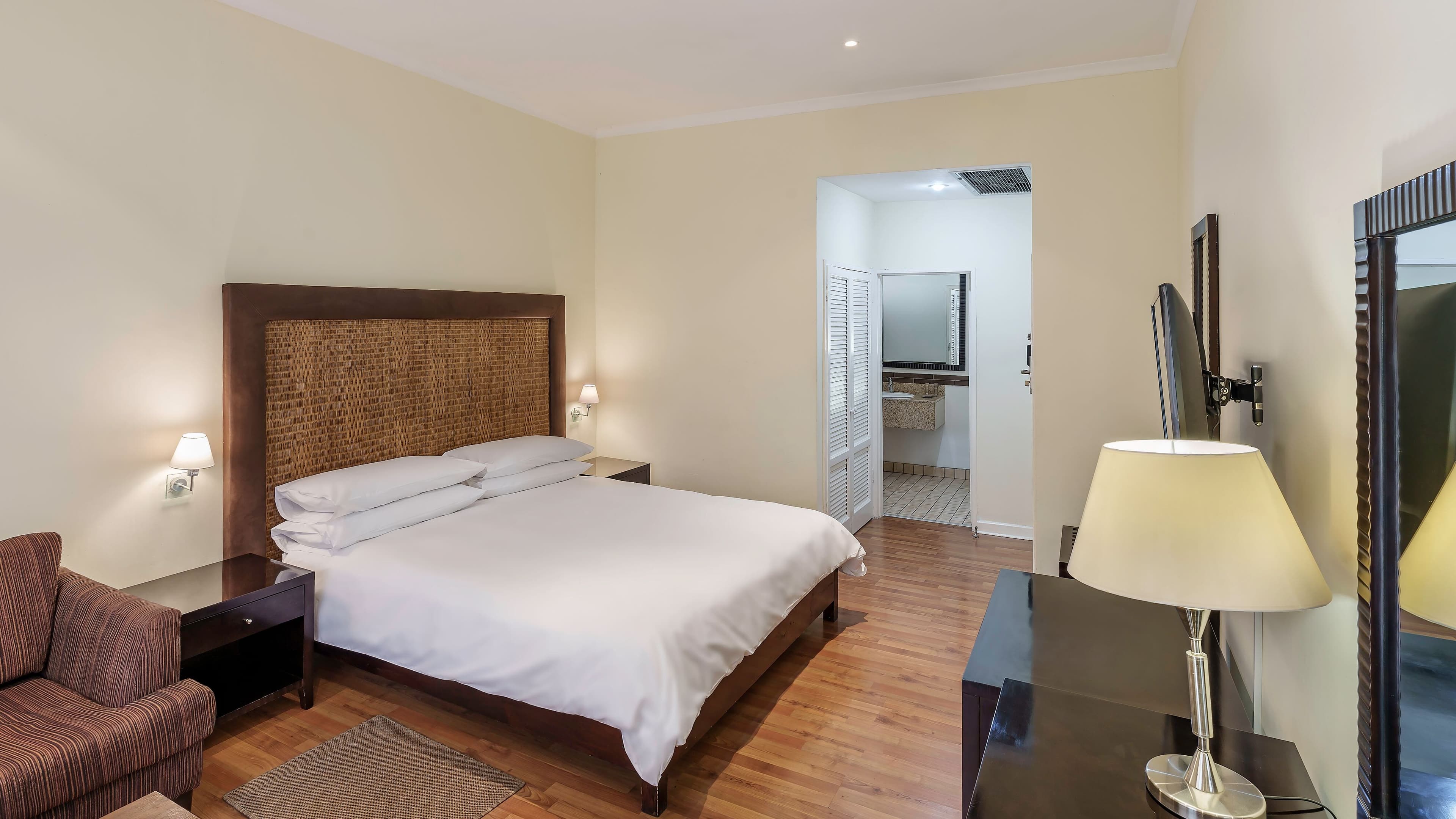 Holiday Inn Lusaka — 16
