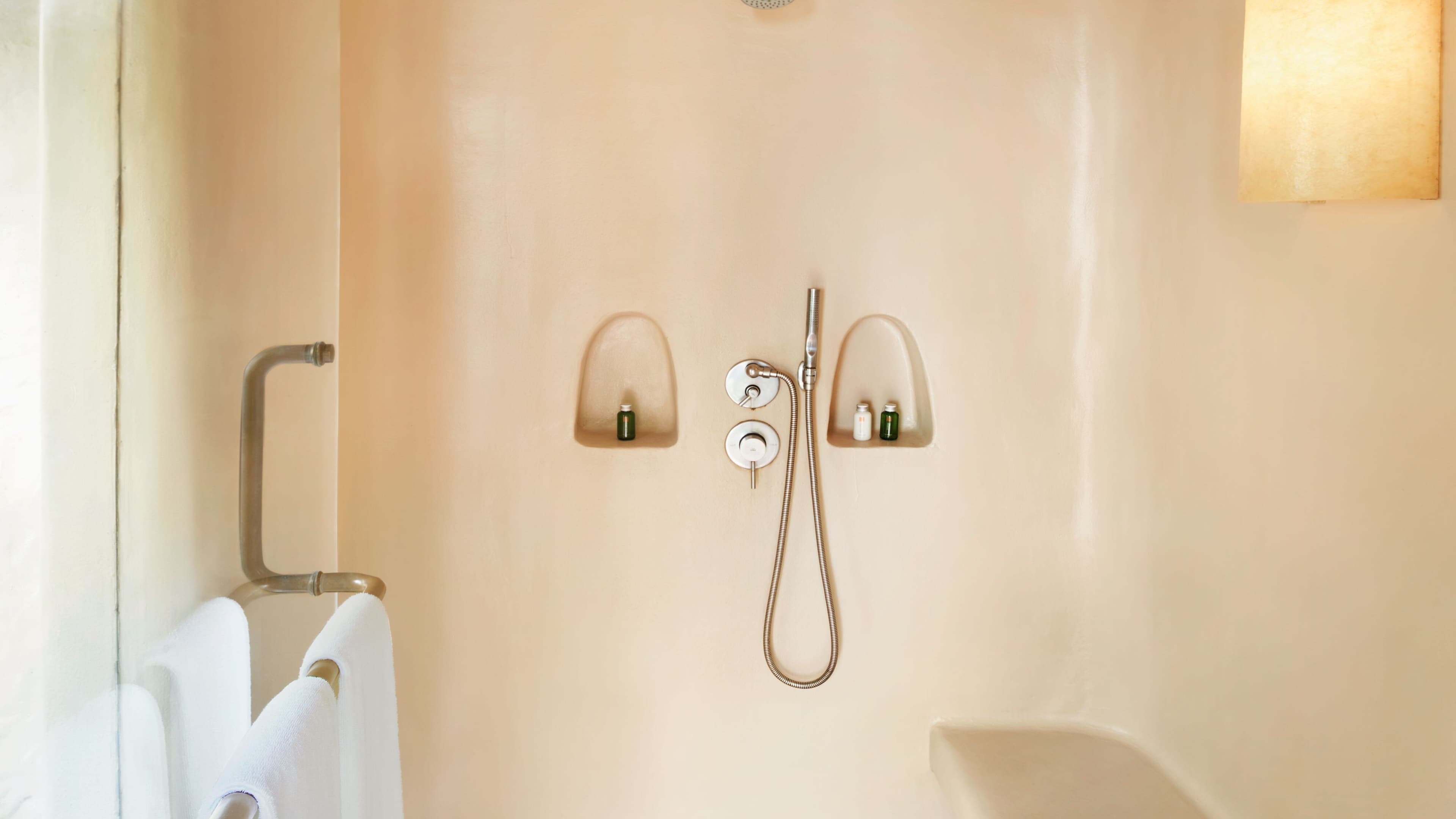 1 Bedroom Villa - Image 5