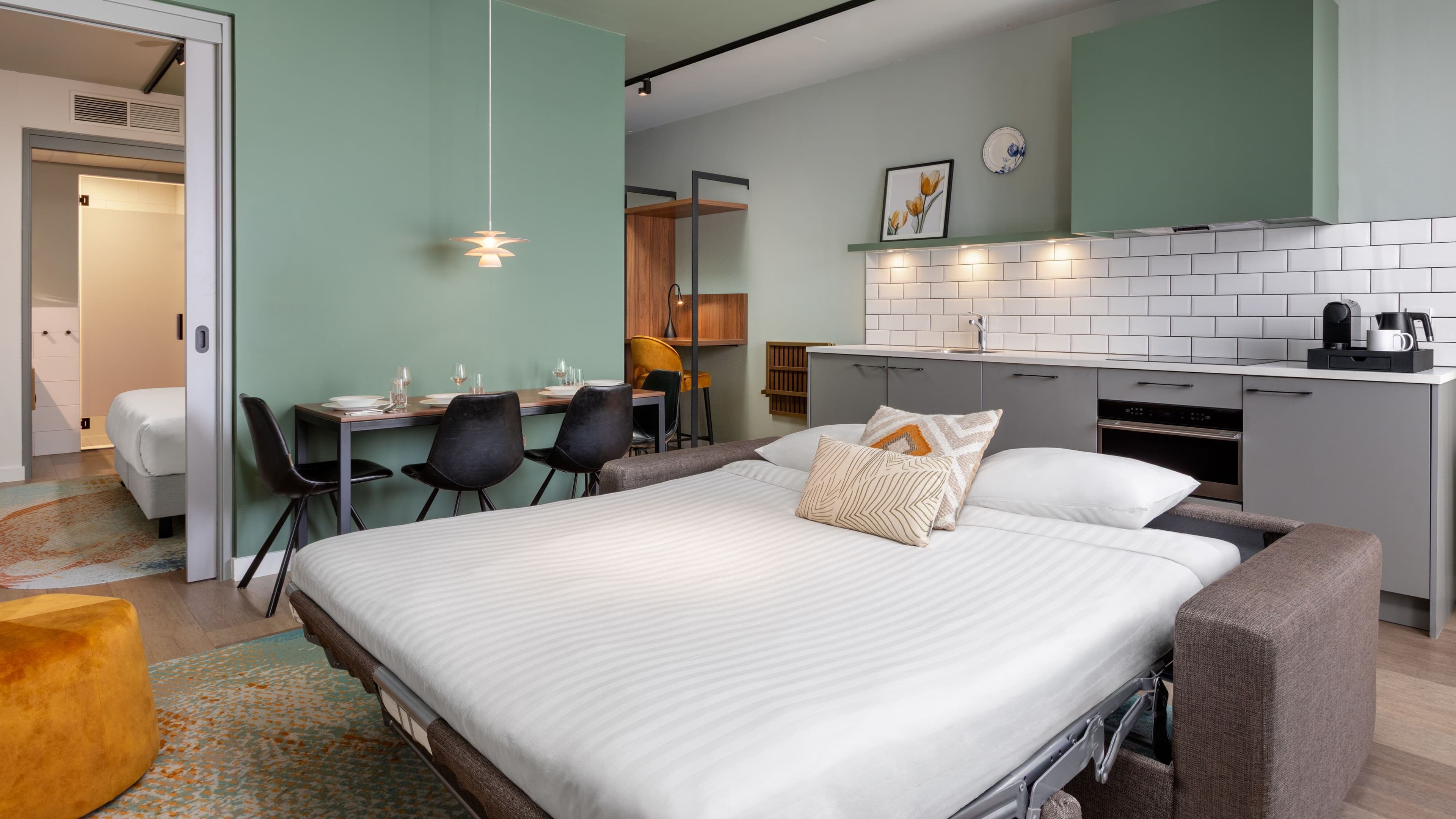 Corendon Apartments Amsterdam Schiphol Airport — 10