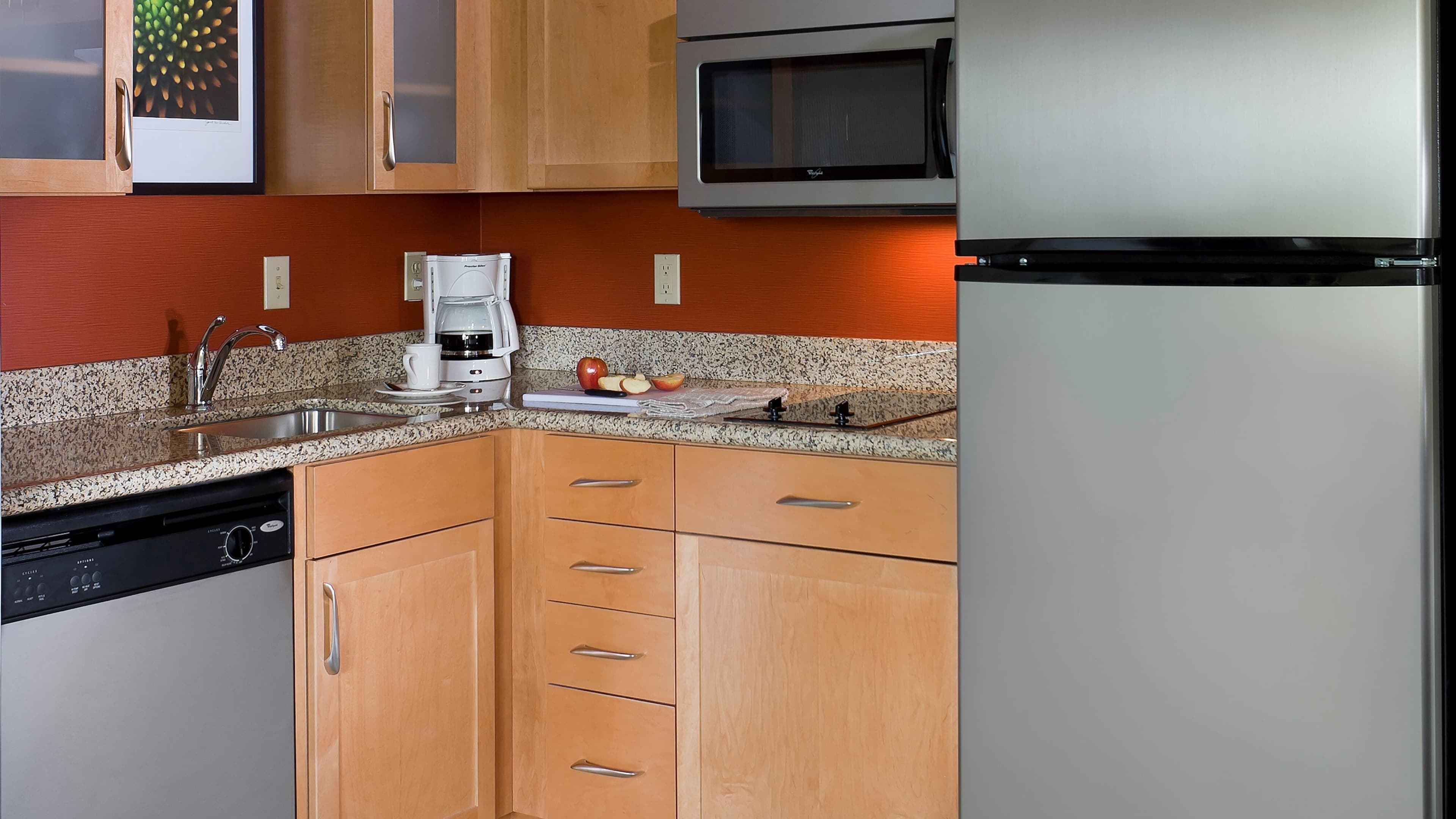 1 Bedroom Suite - Image 2