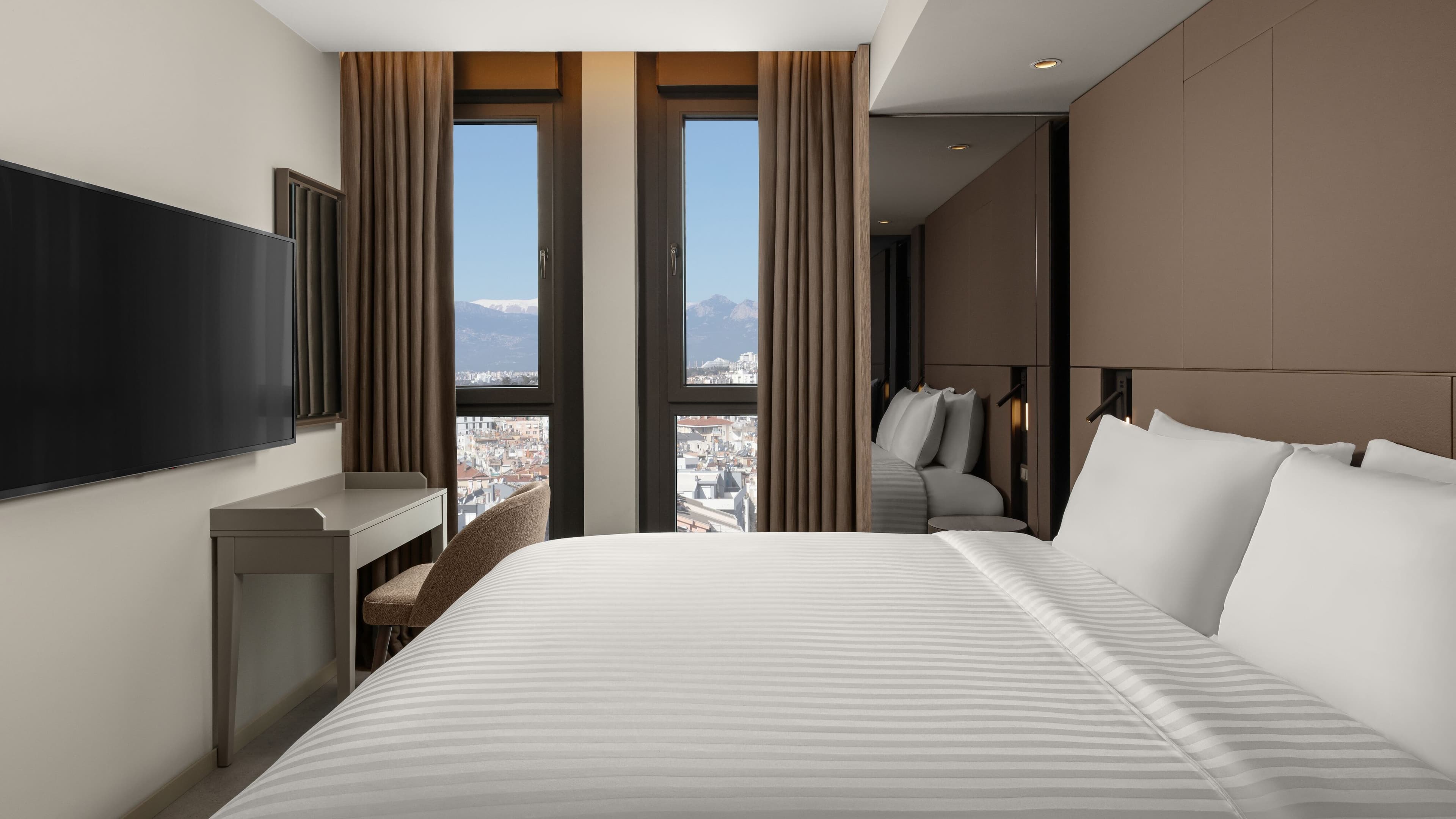 1 Bedroom Suite - Image 11