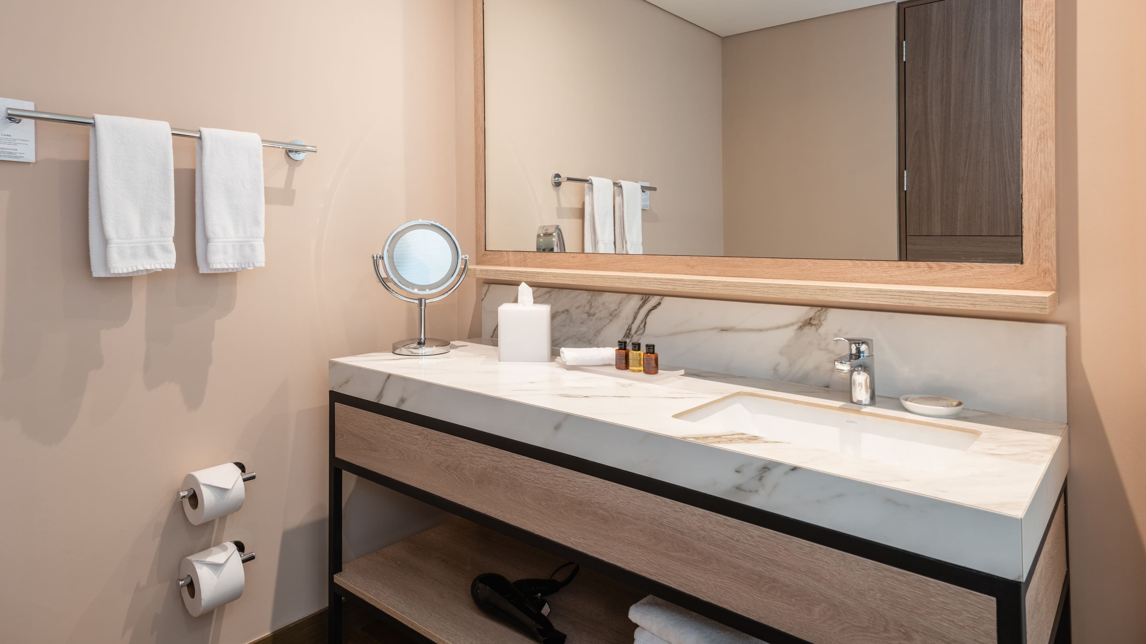 Studio Suite - Image 3