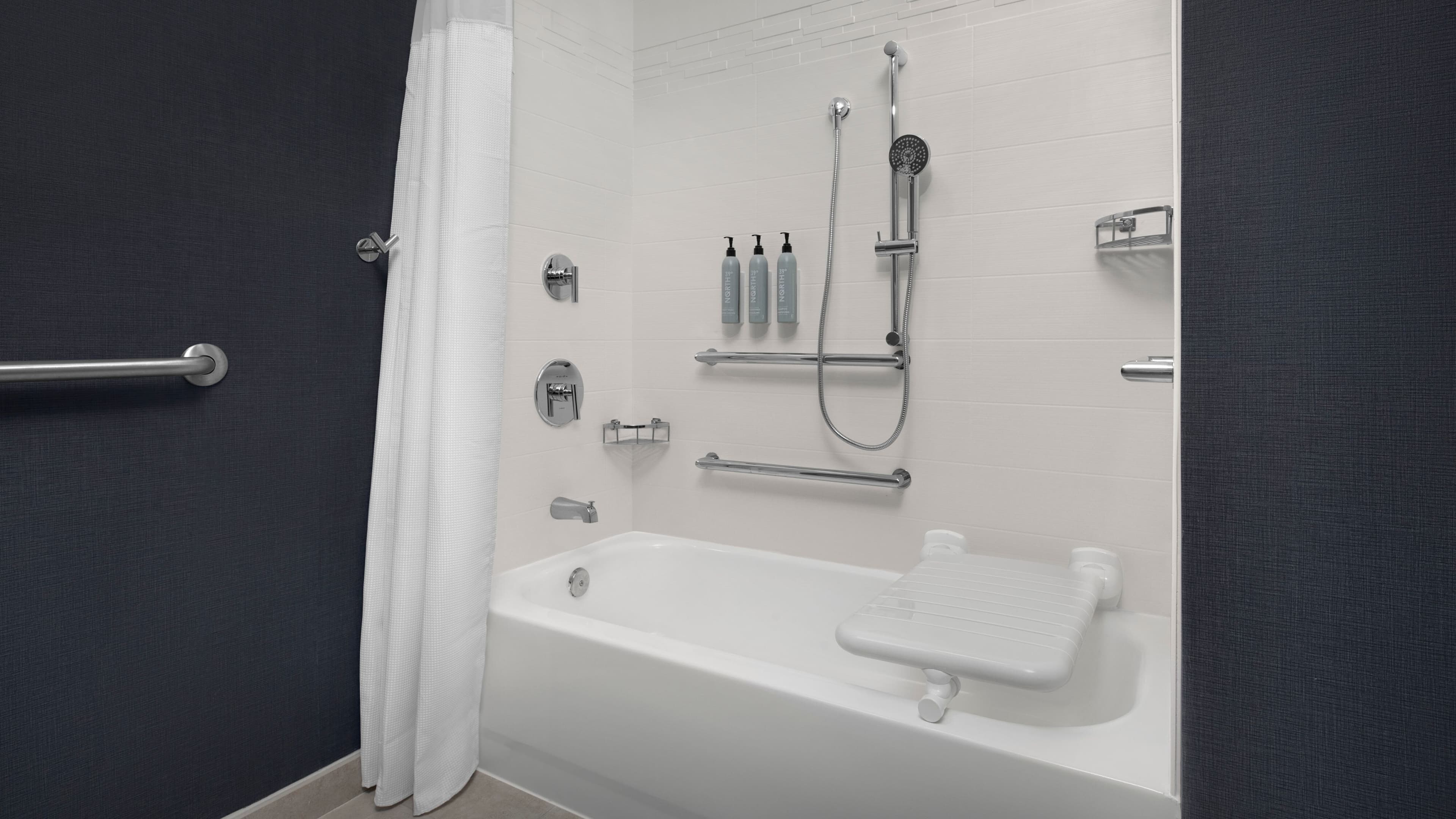 1 Bedroom Suite - Image 12