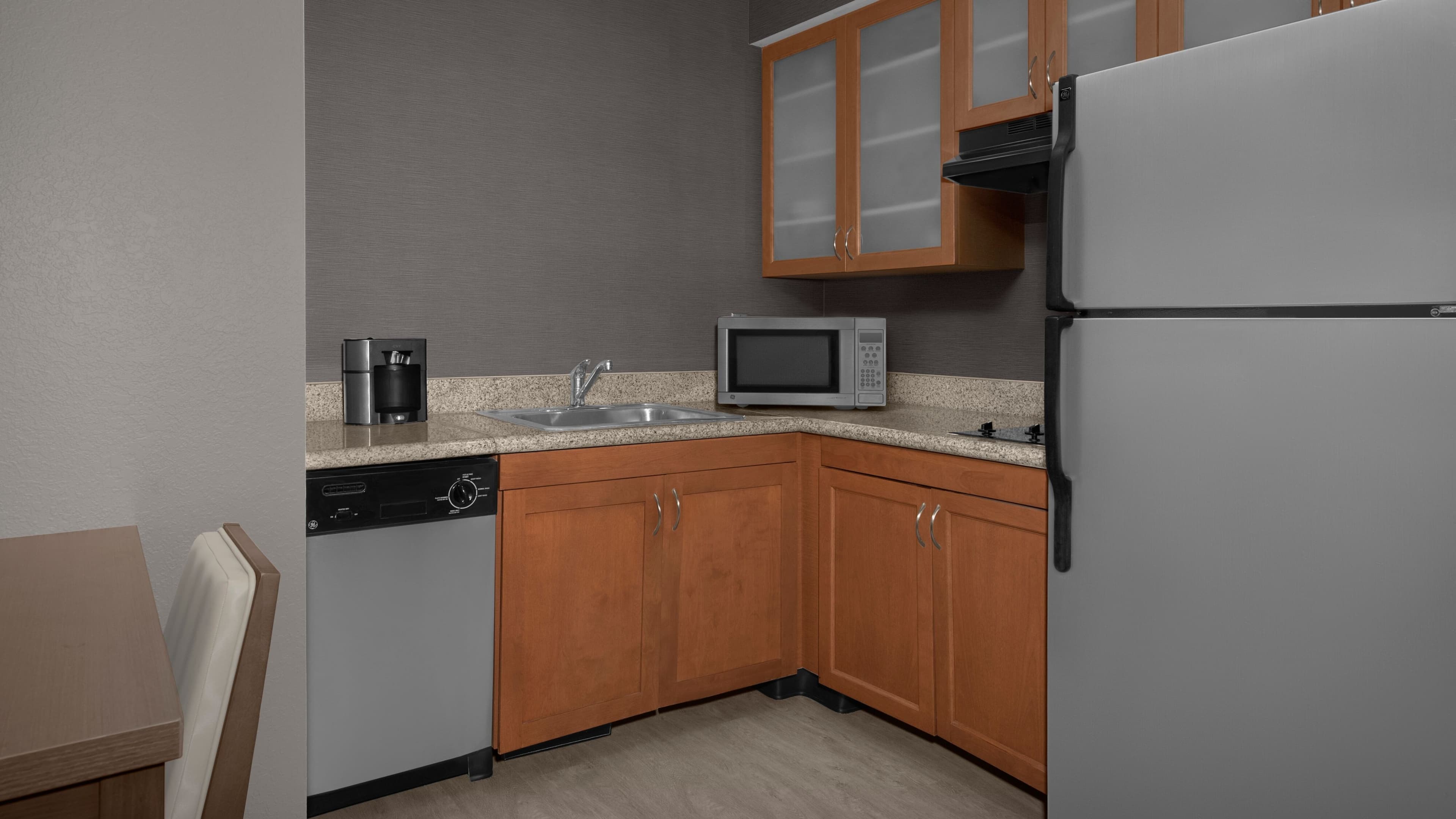 1 Bedroom Suite - Image 8