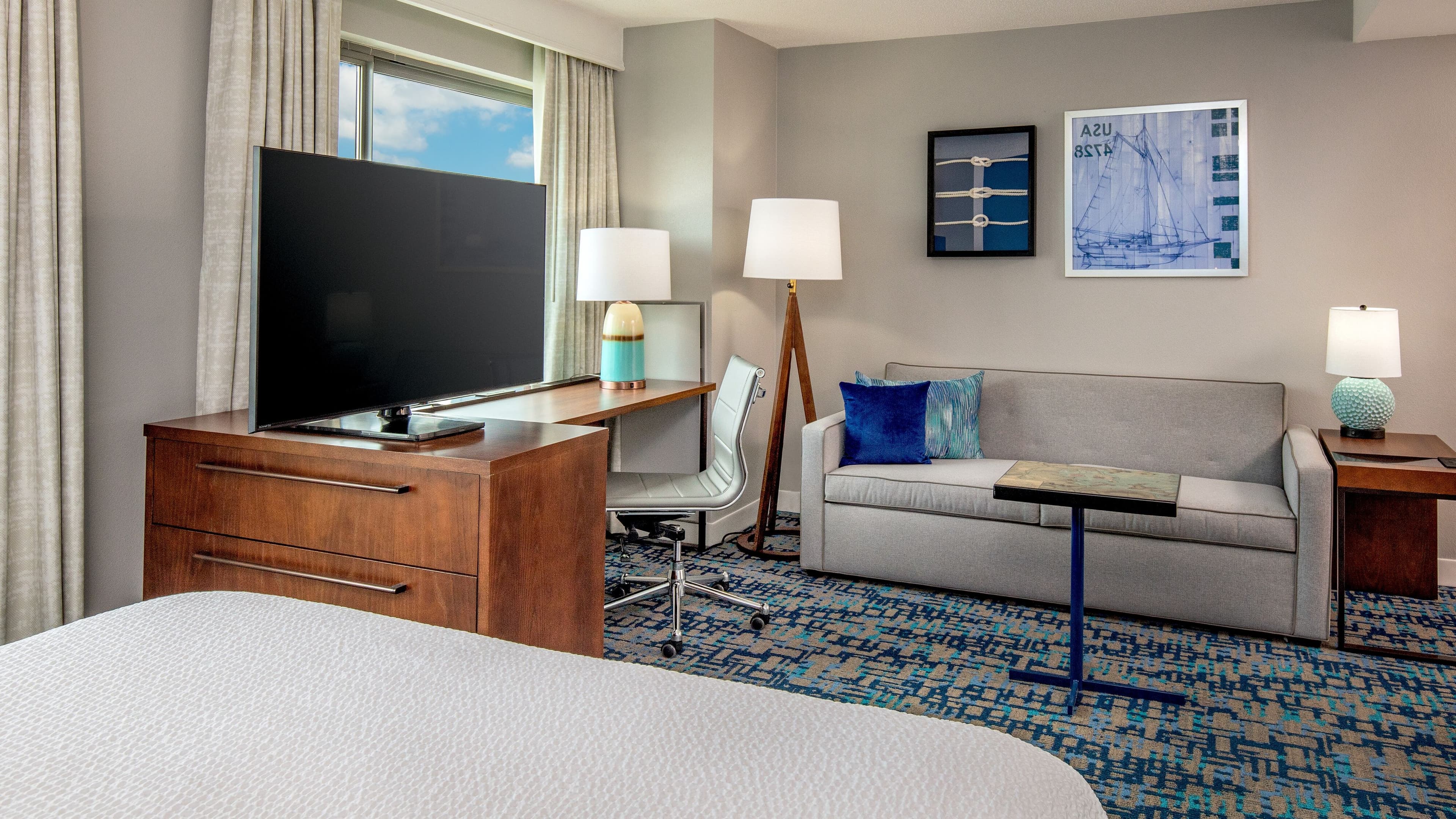 Residence Inn Boston Harbor on Tudor Wharf - Image 3
