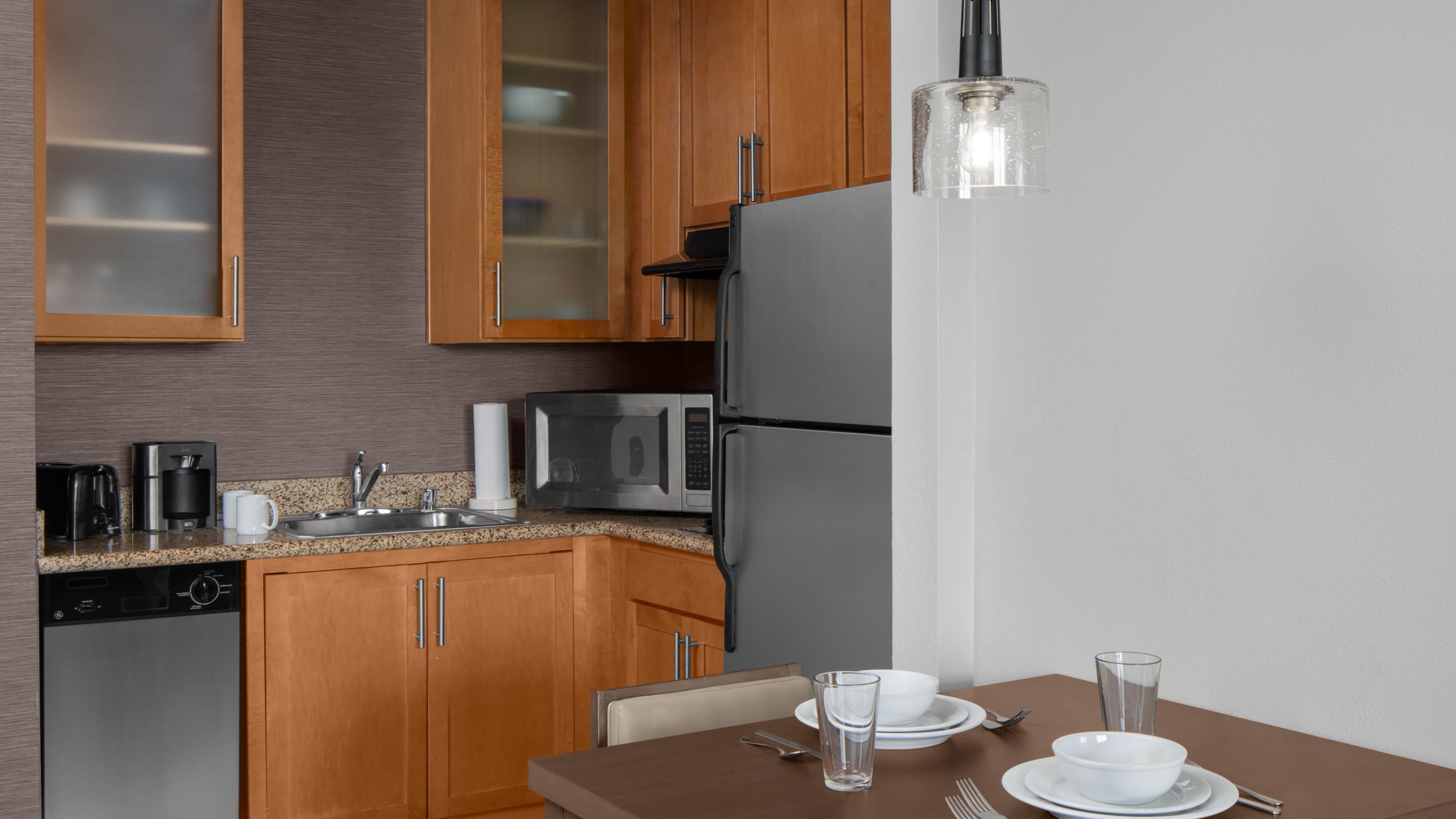 Residence Inn Los Angeles Burbank/Downtown — 7