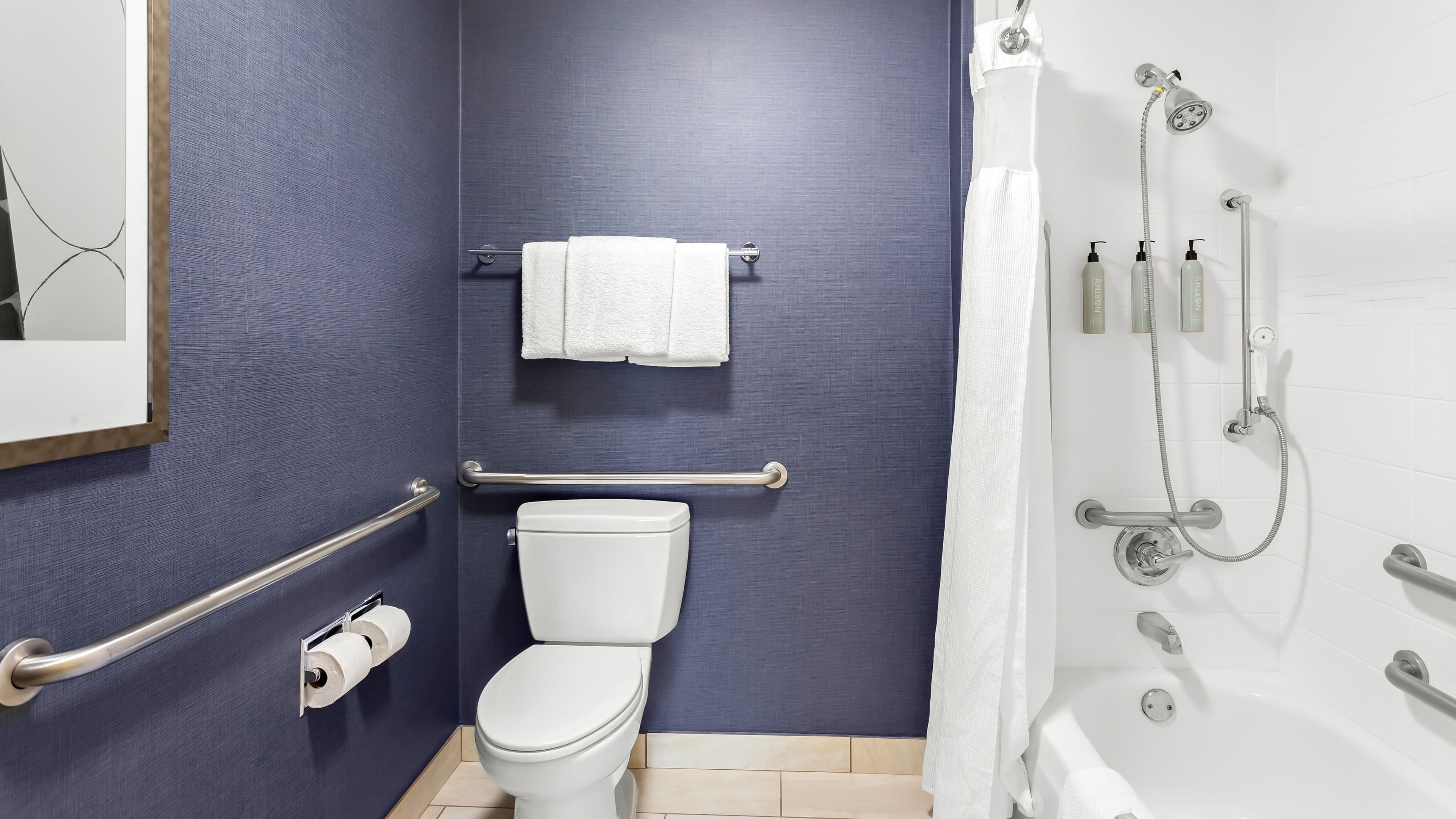 Holiday Inn Express & Suites Hammond — 21