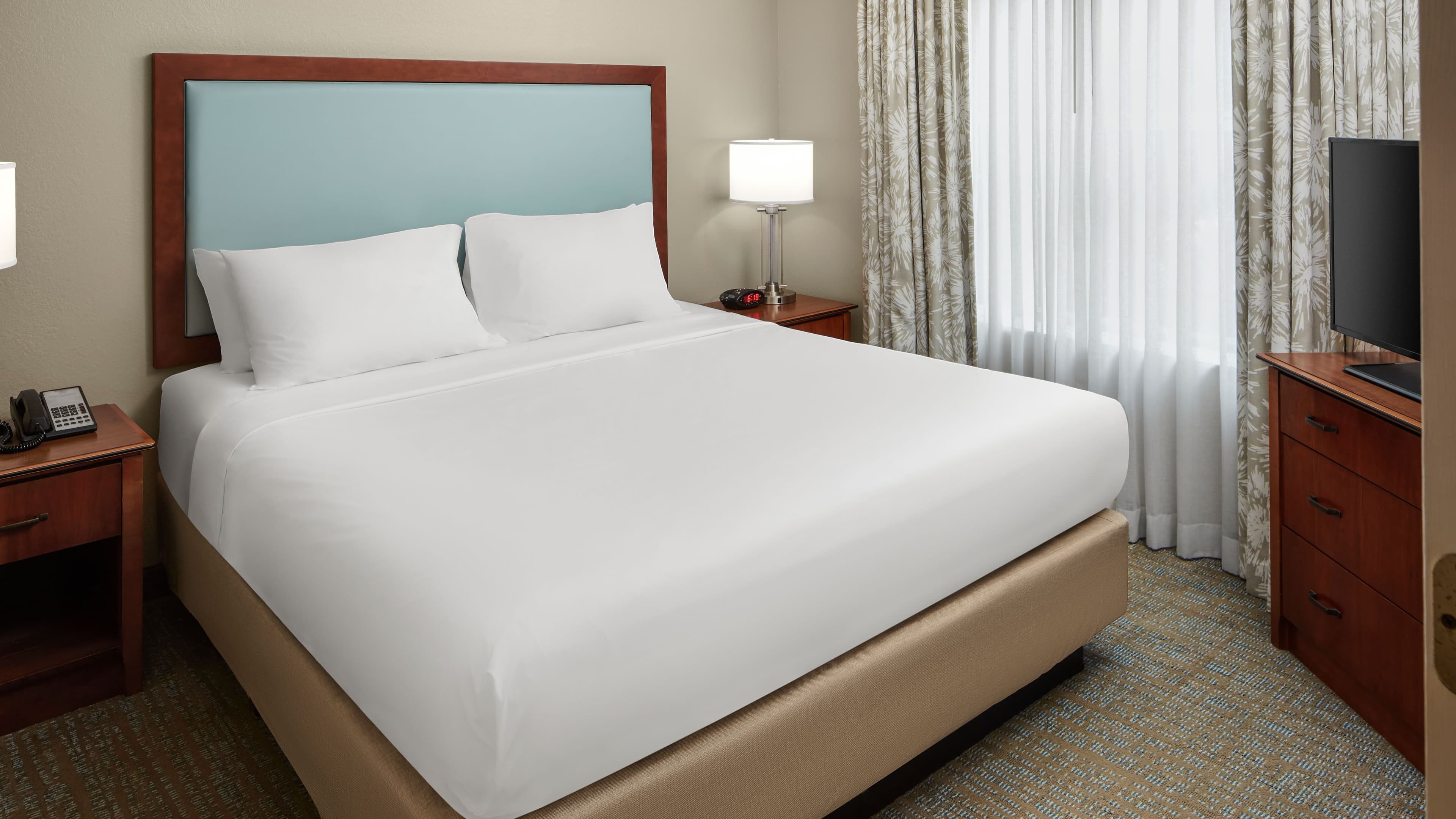 Hotel Indigo Mount Pleasant — 13