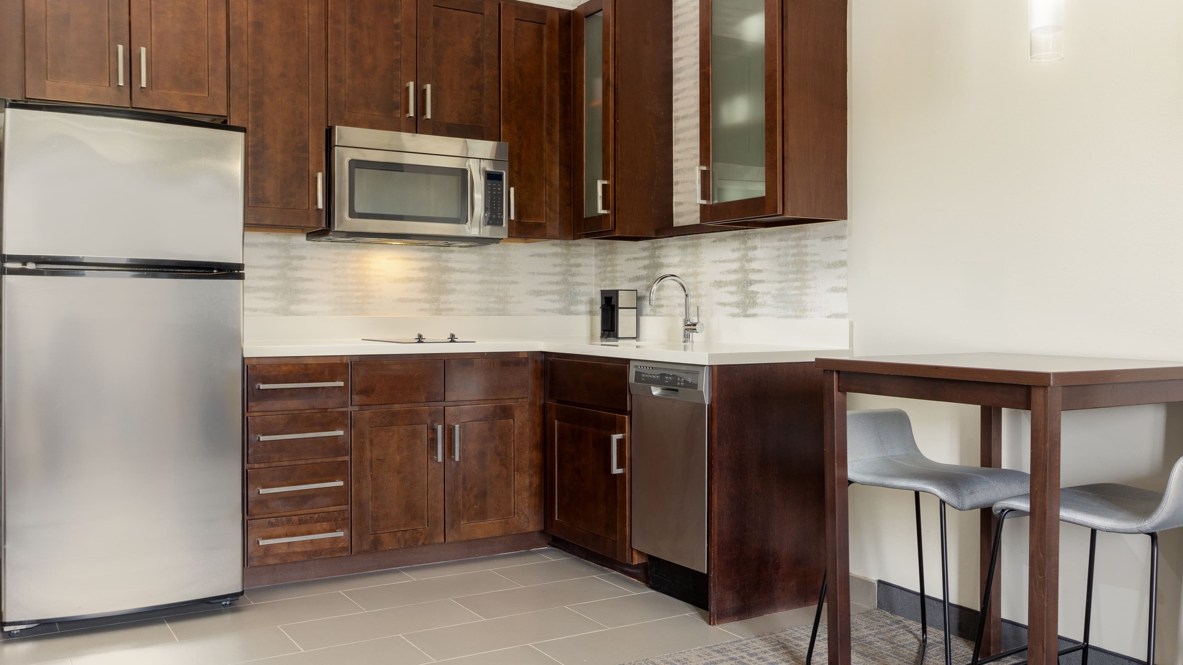 One Bedroom - Image 5