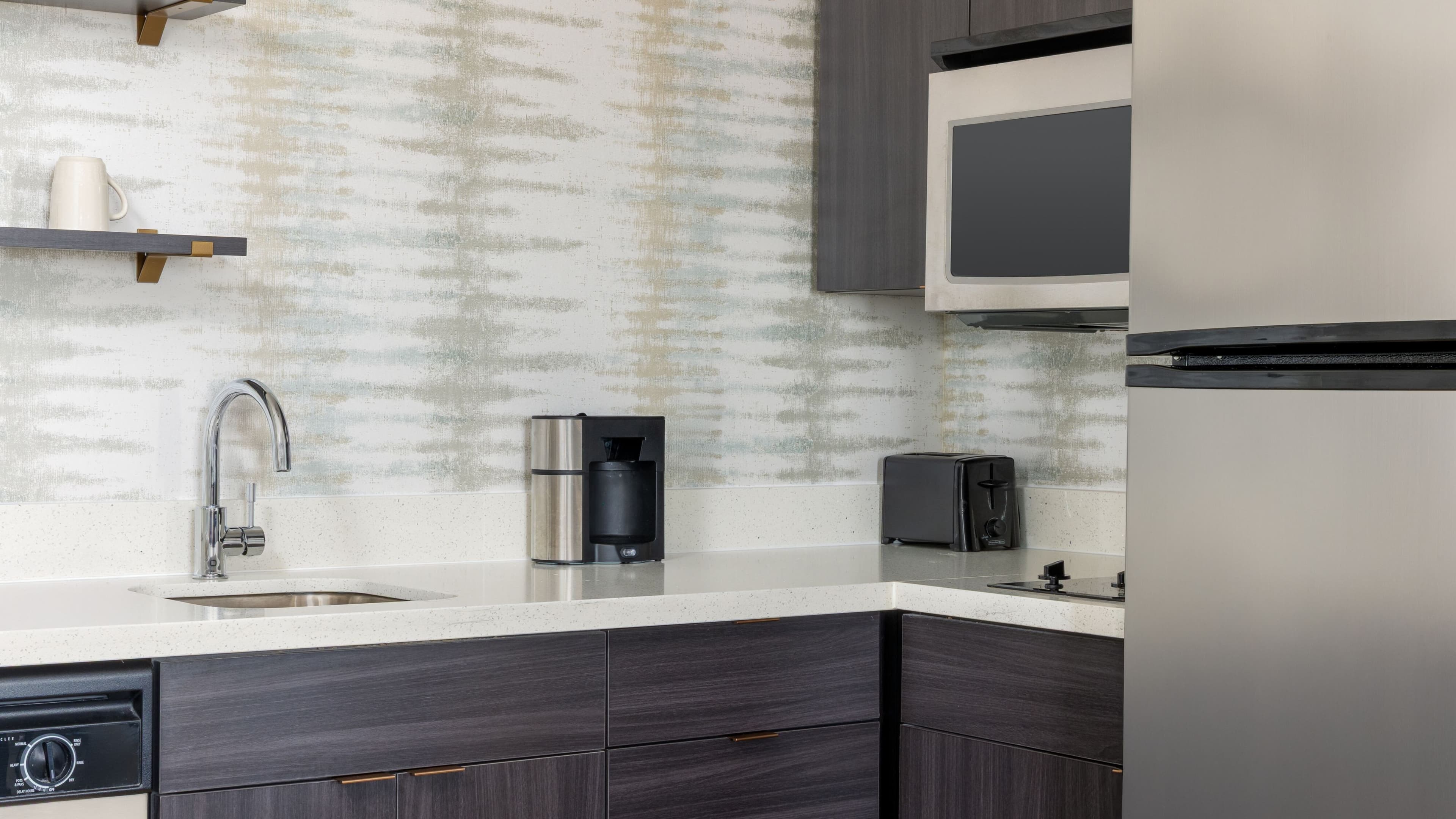 Studio Suite - Image 6