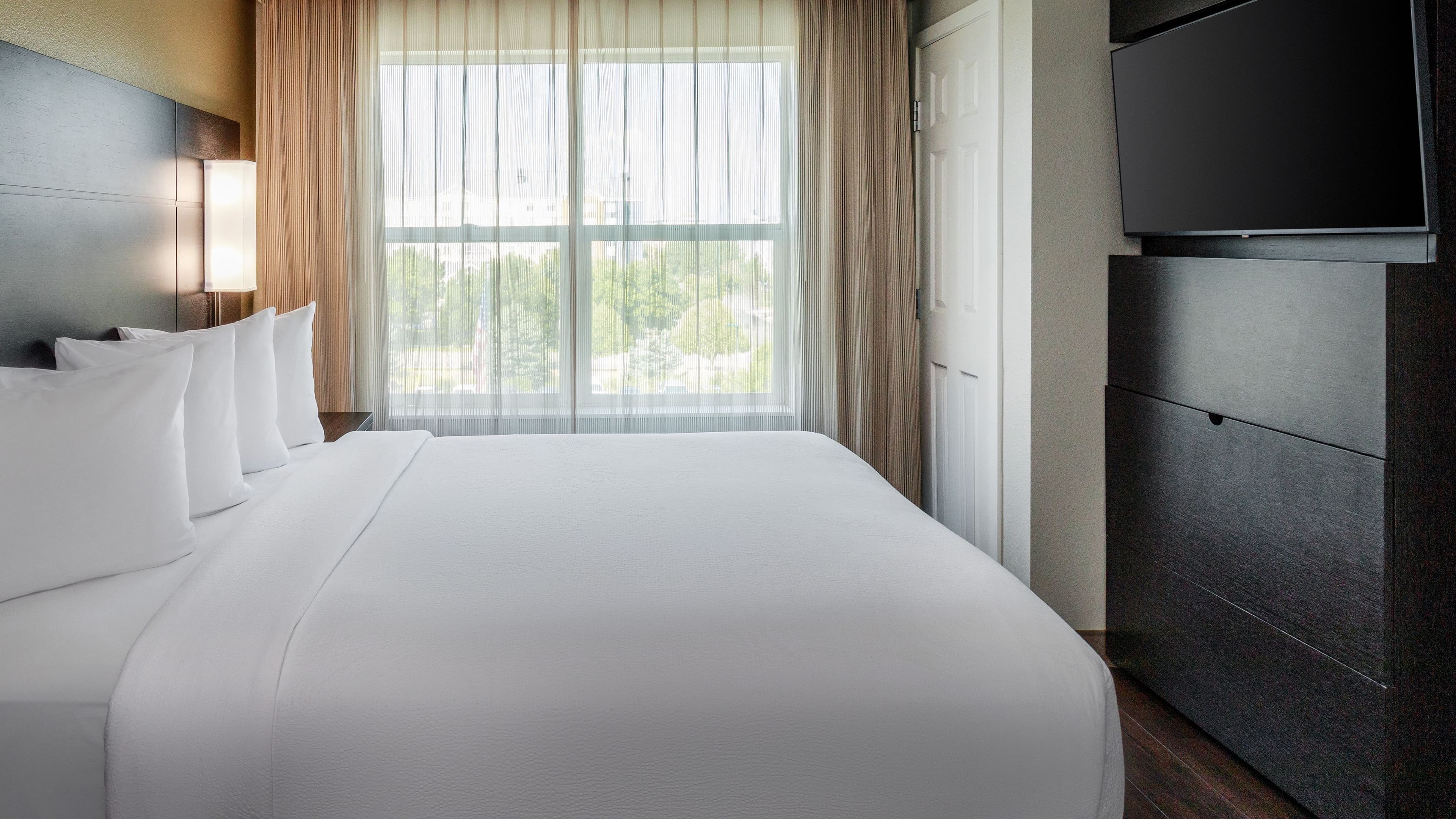 Residence Inn Denver Airport at Gateway Park - Image 4