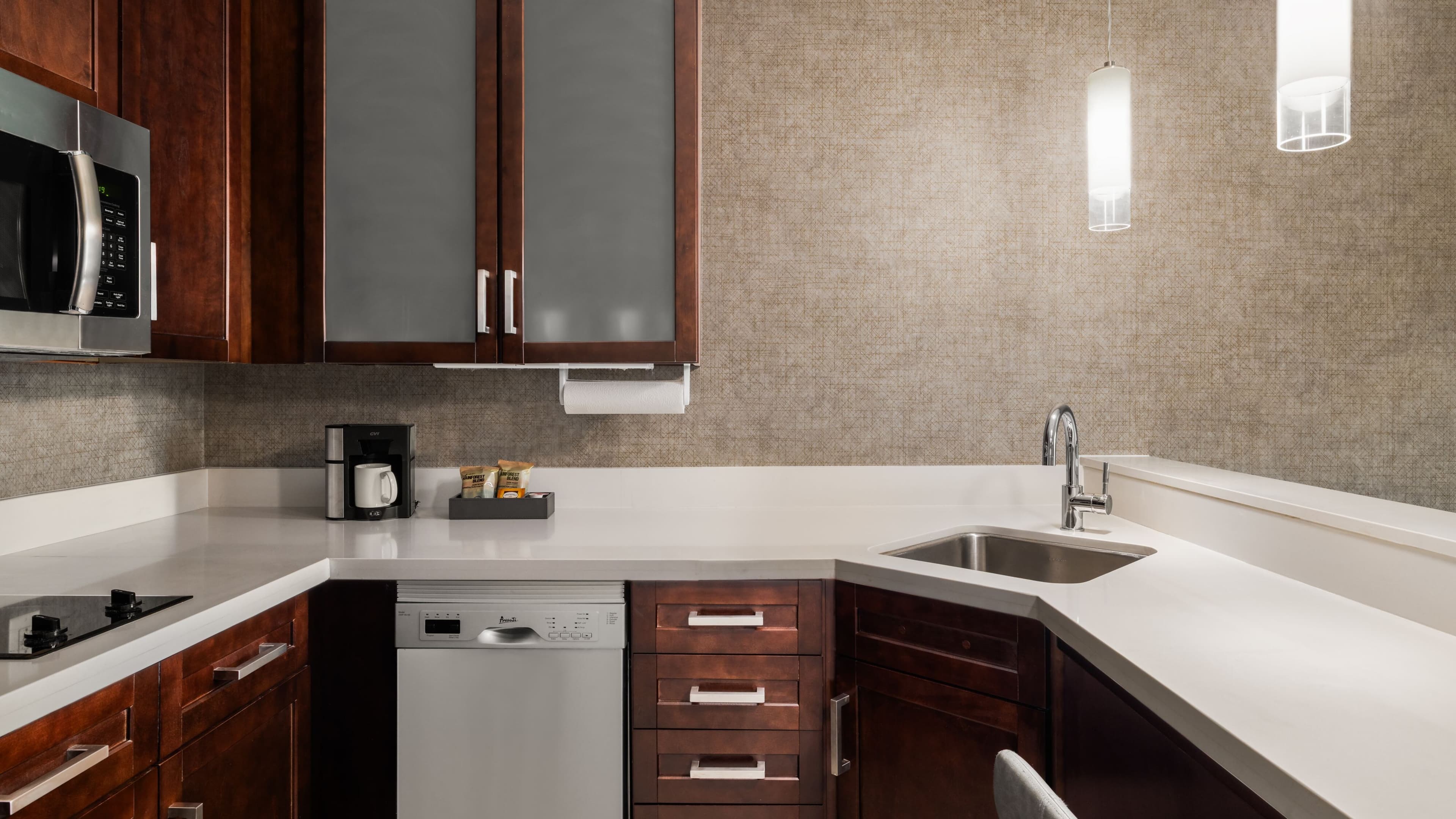 Residence Inn Des Moines Downtown - Image 5