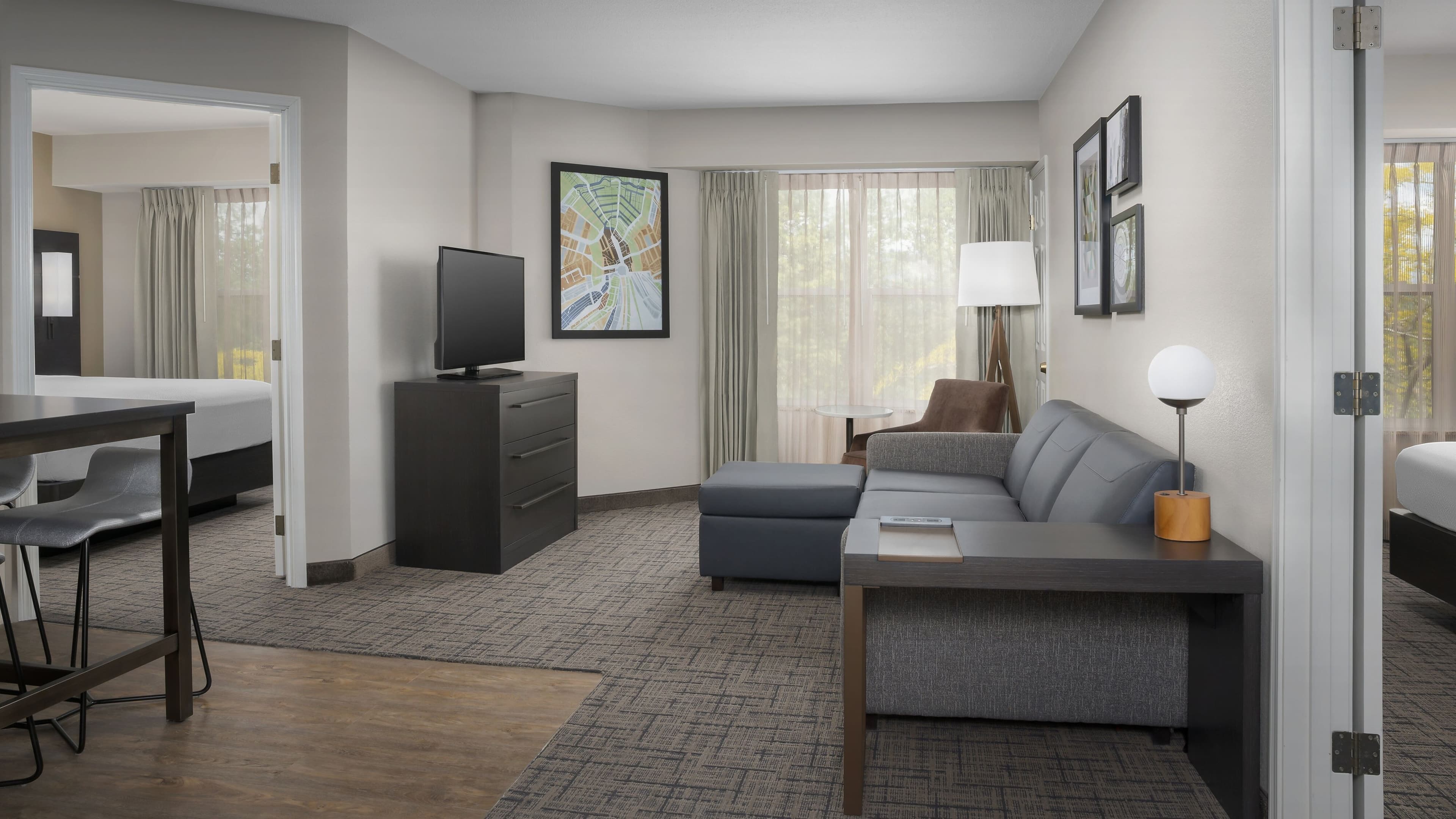 2 Bedroom Suite - Image 4