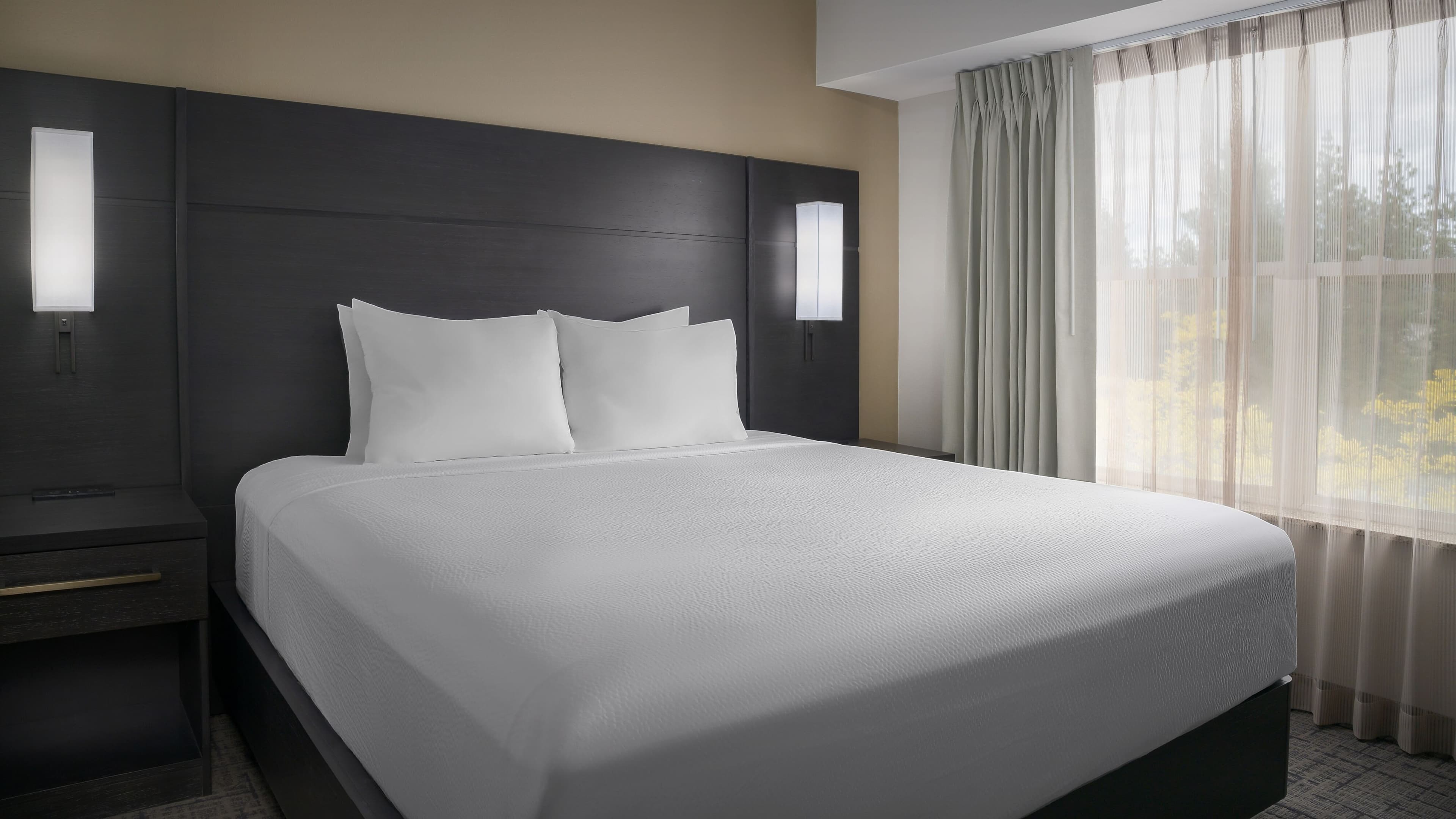 2 Bedroom Suite - Image 1
