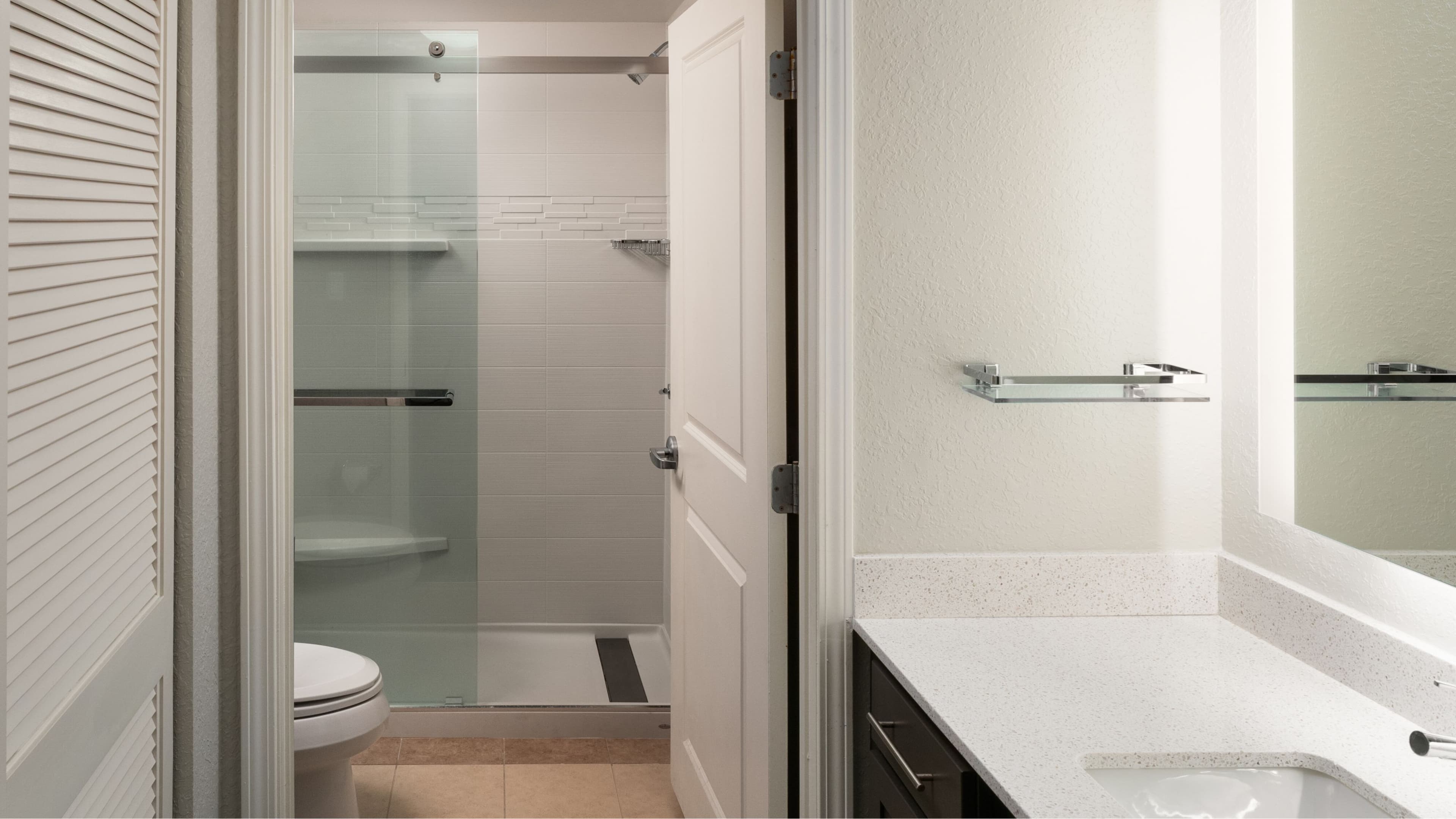 Hotel Indigo Gainesville-Celebration Pointe — 32