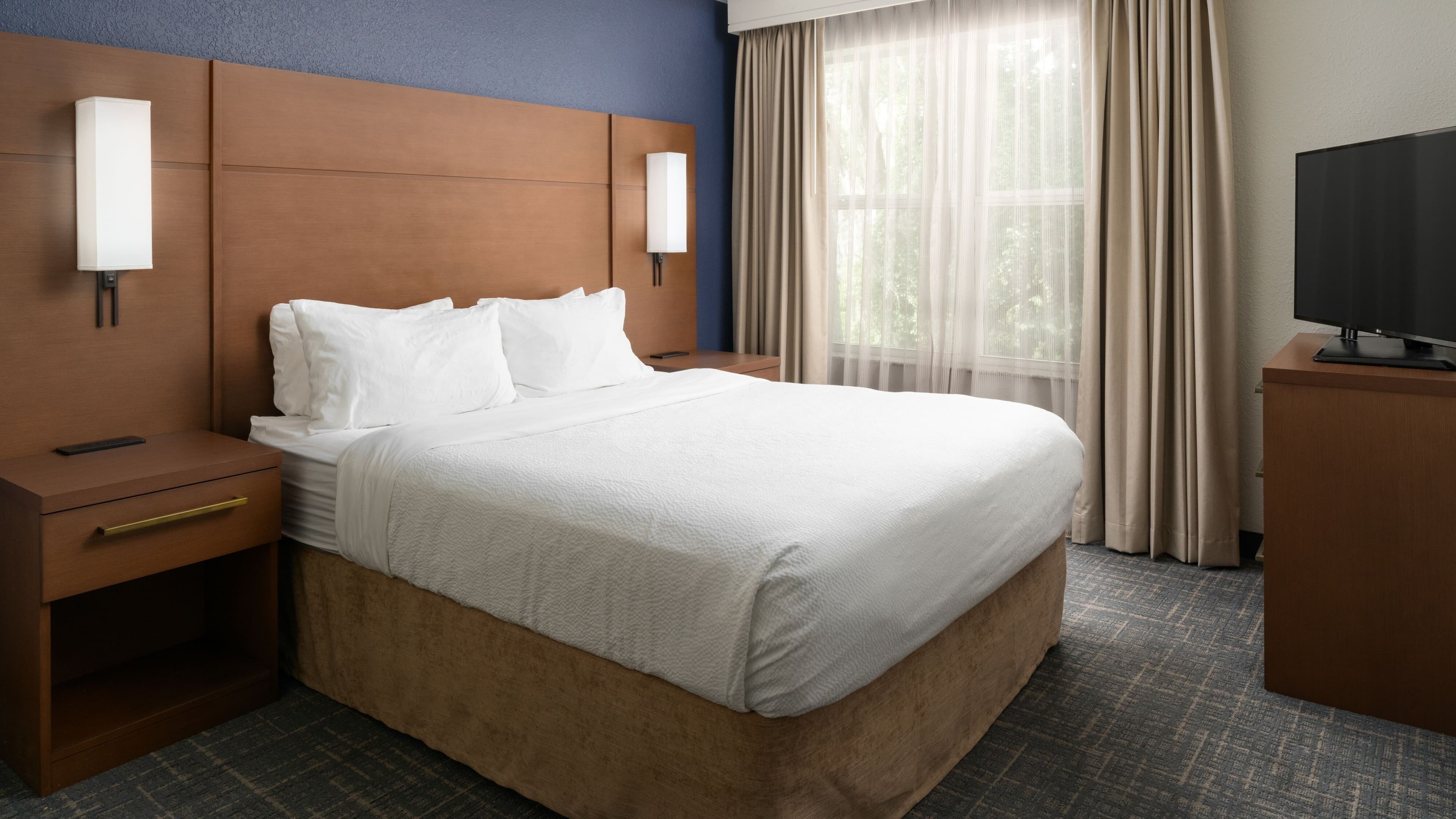 Hotel Indigo Gainesville-Celebration Pointe — 47