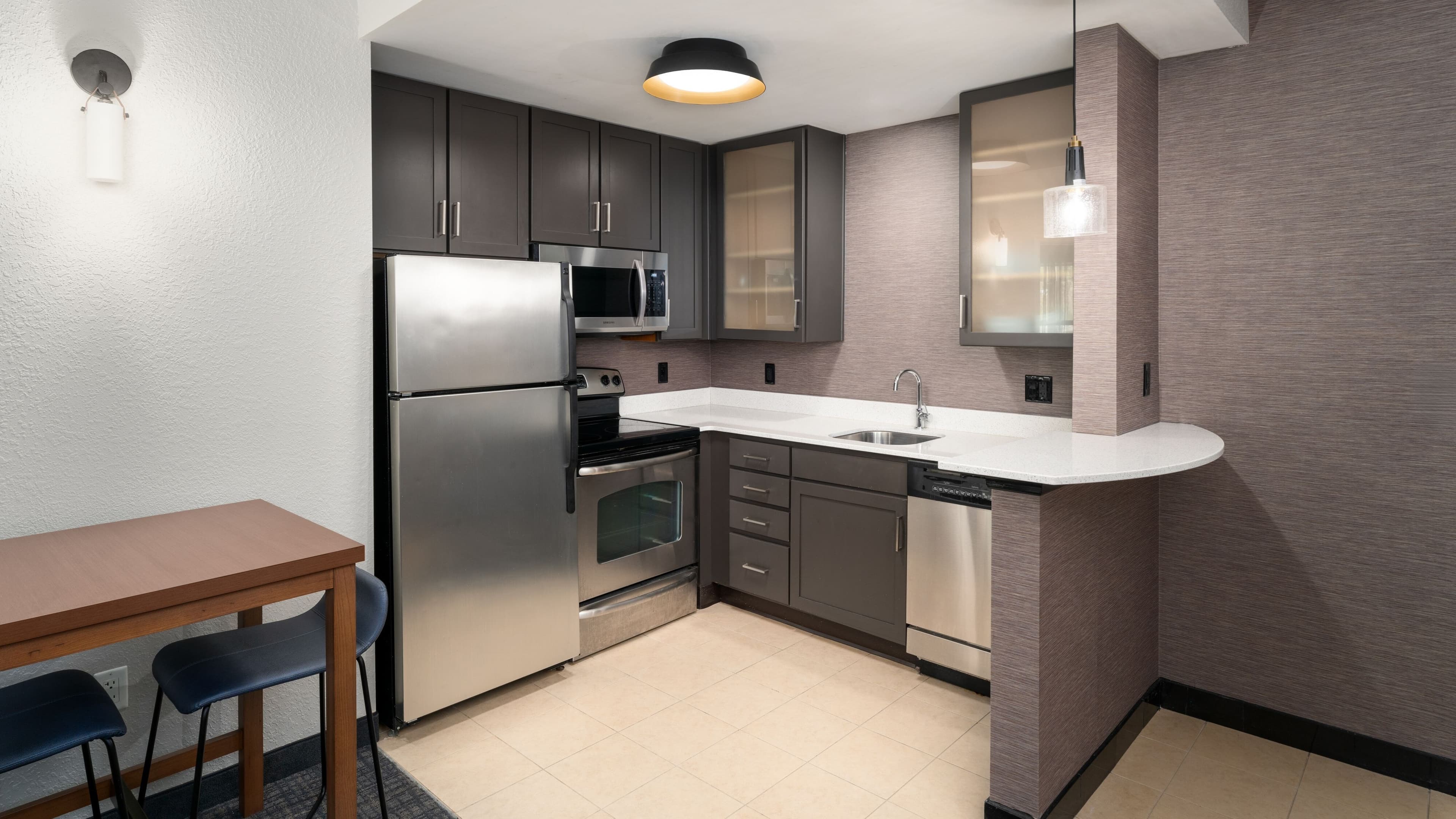 Hotel Indigo Gainesville-Celebration Pointe — 49