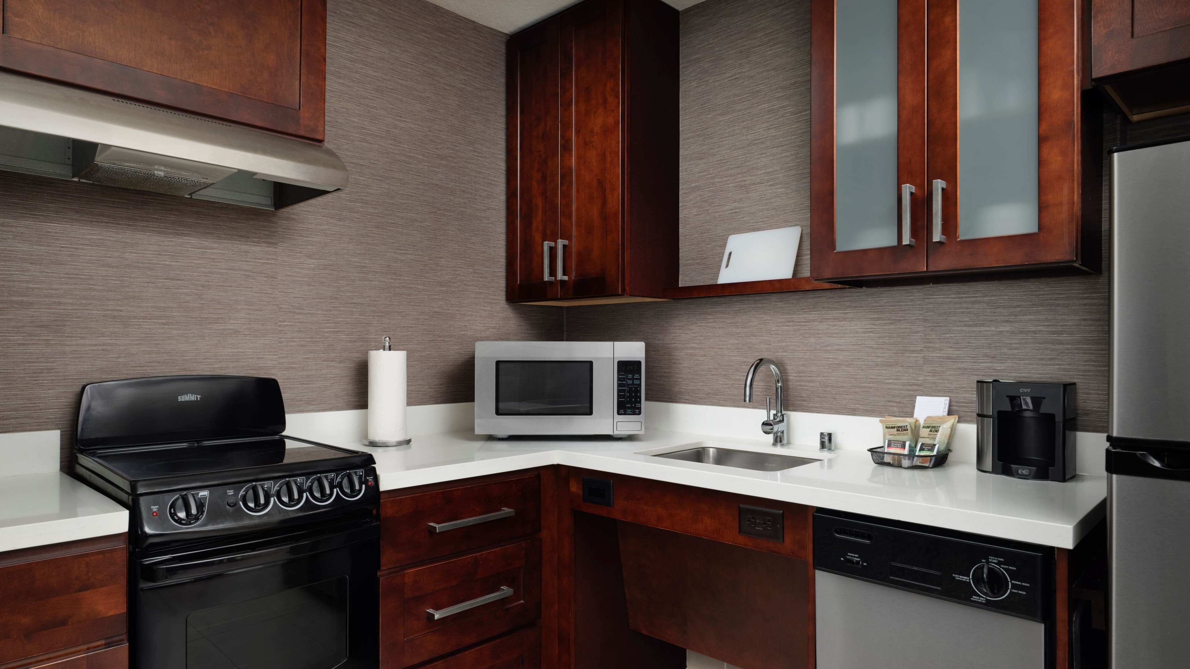 Residence Inn Green Bay Downtown - Image 2