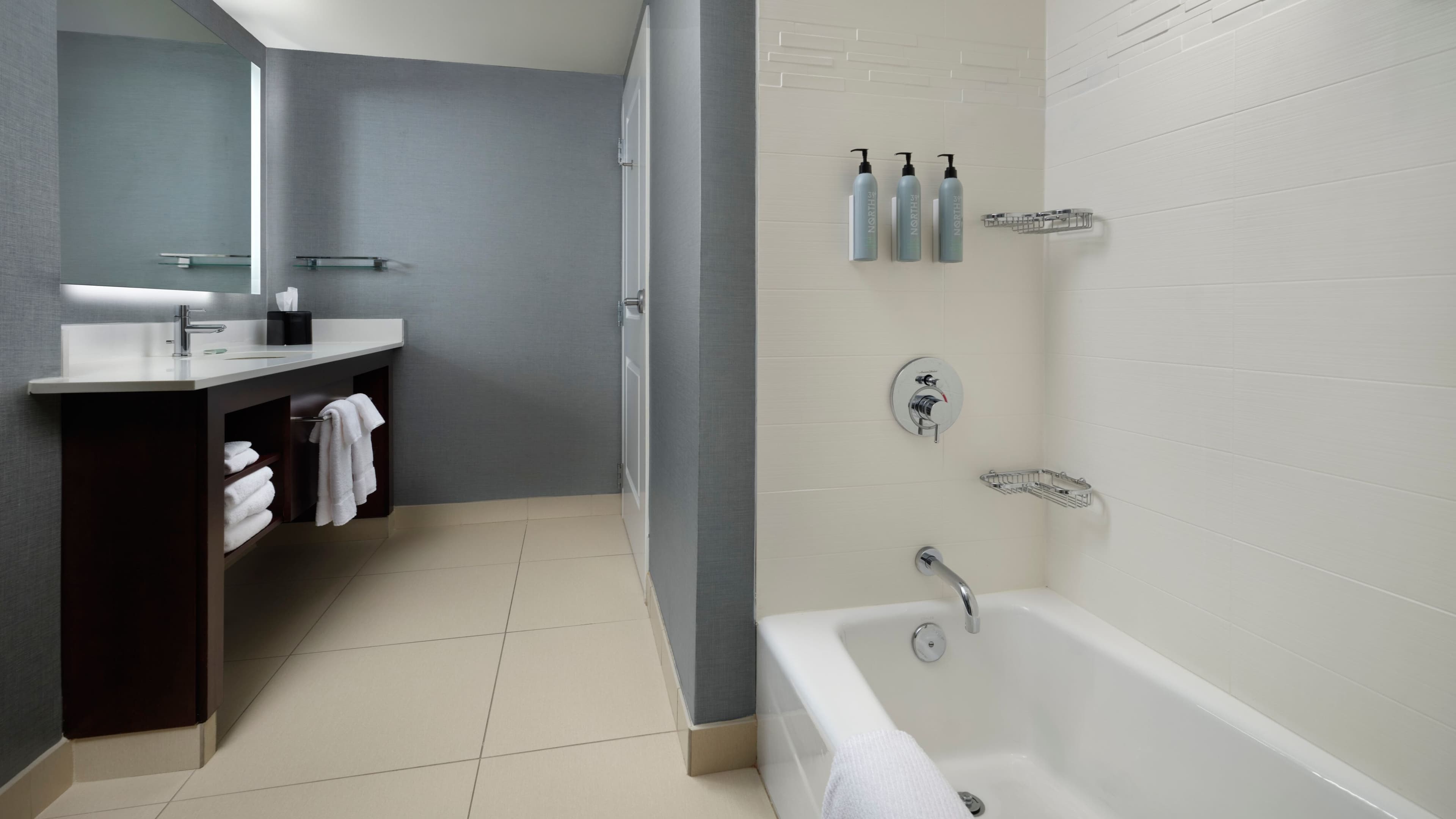 Residence Inn Green Bay Downtown — 11