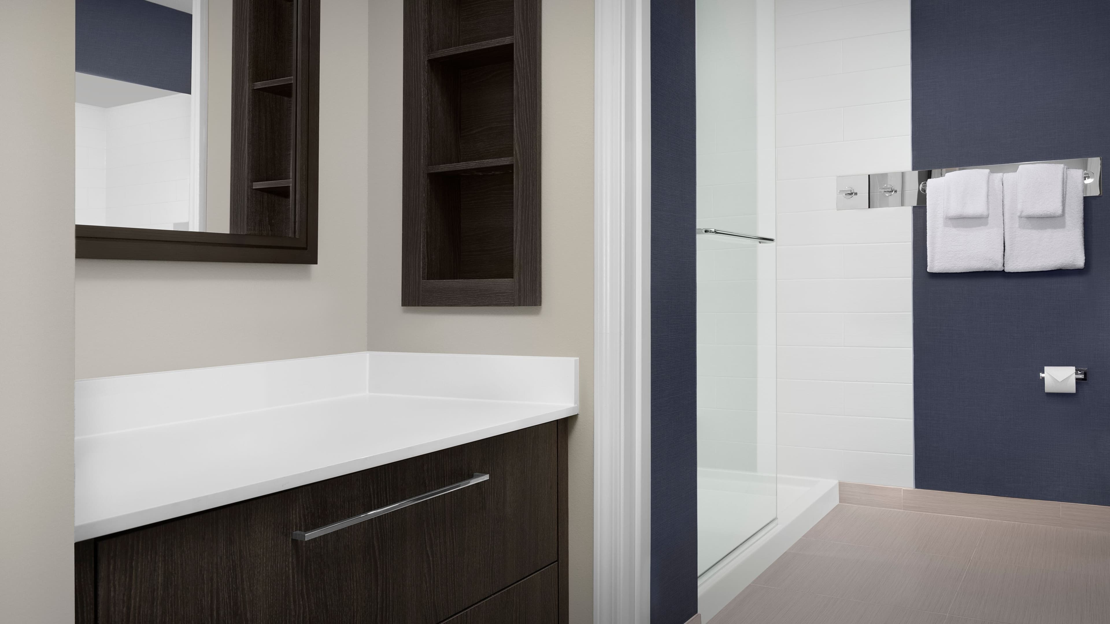 Double Queen Studio Suite - Image 7