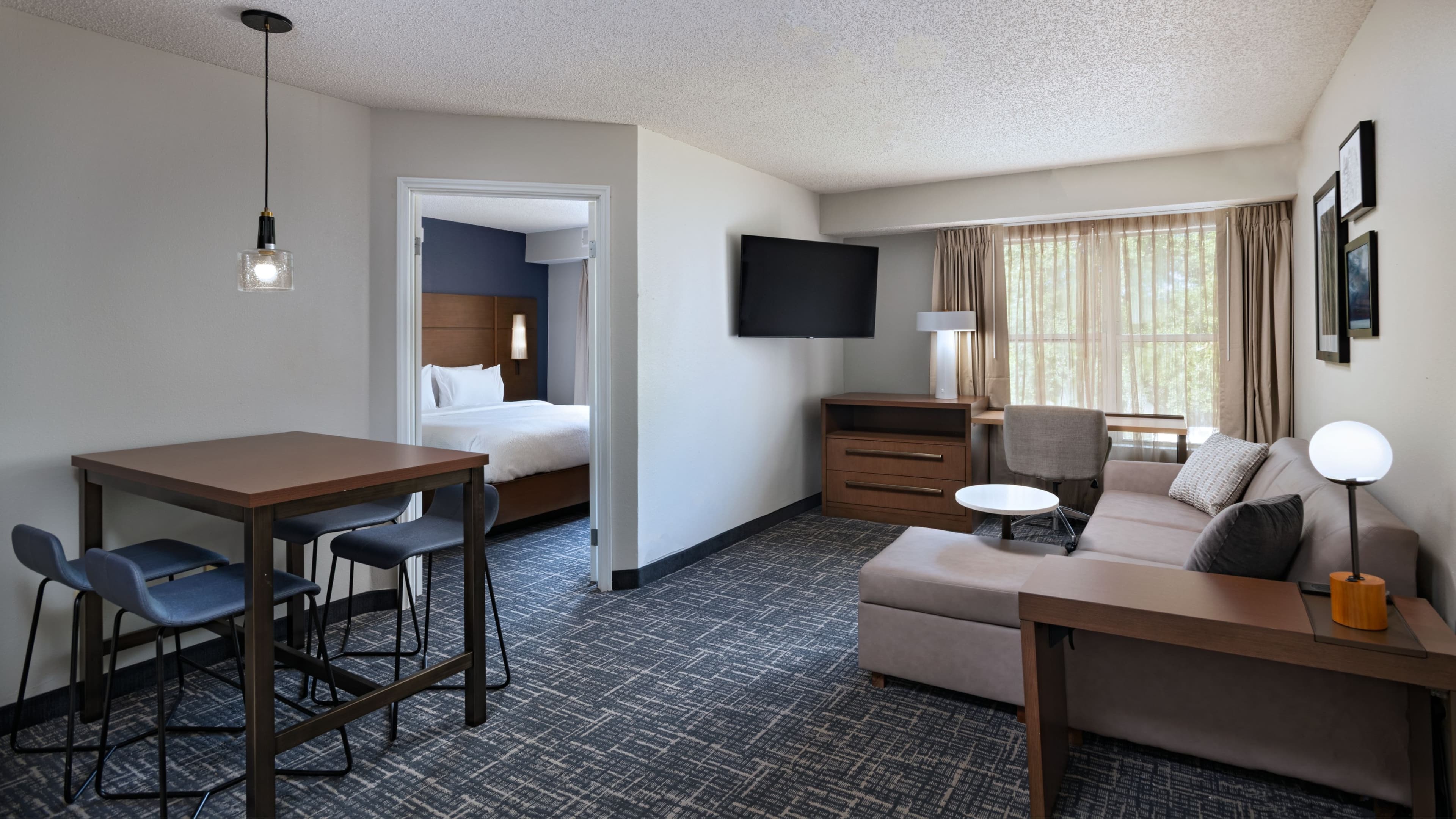 Residence Inn Houston The Woodlands/Lake Front Circle — 18