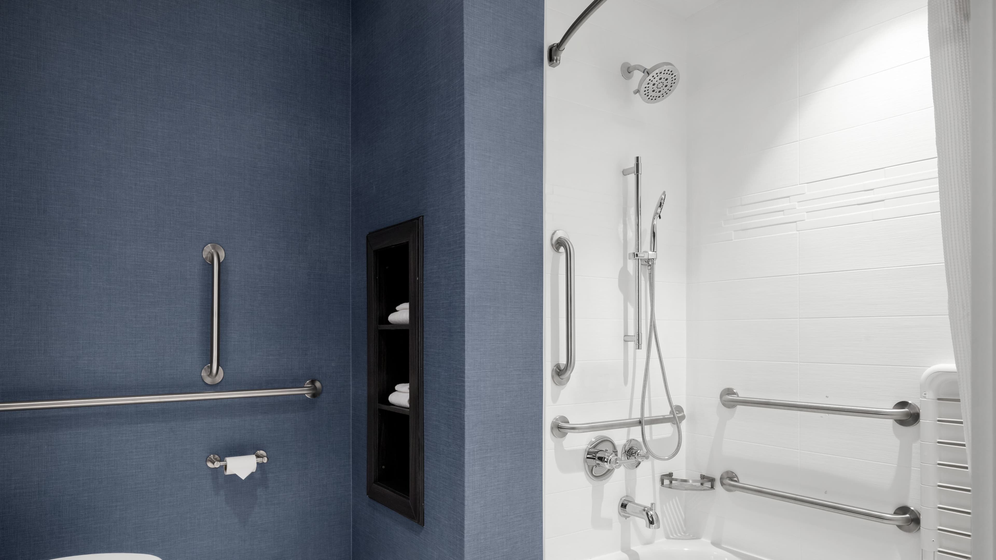 1 Bedroom Suite - Image 5