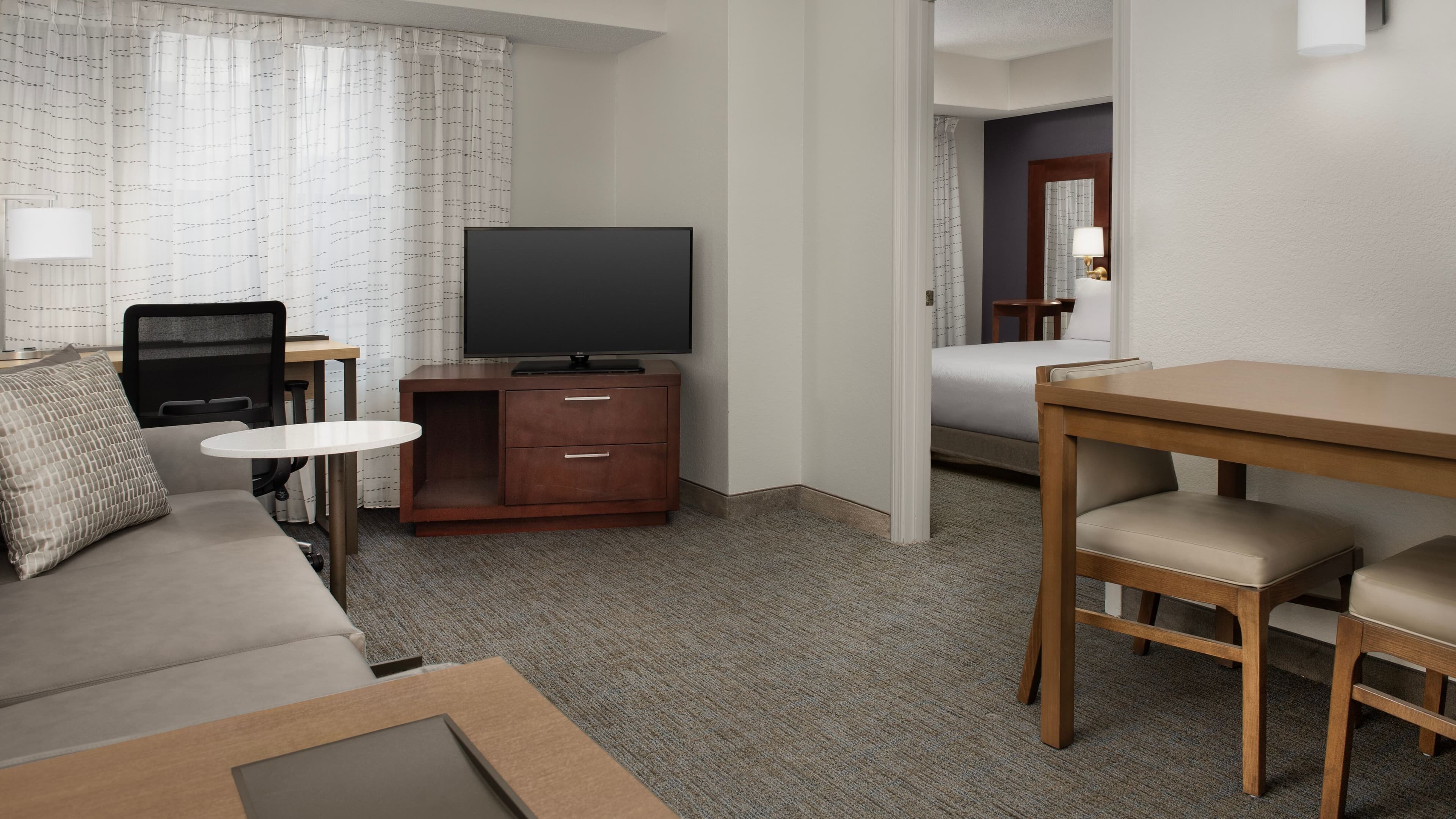 1 Bedroom Suite - Image 1