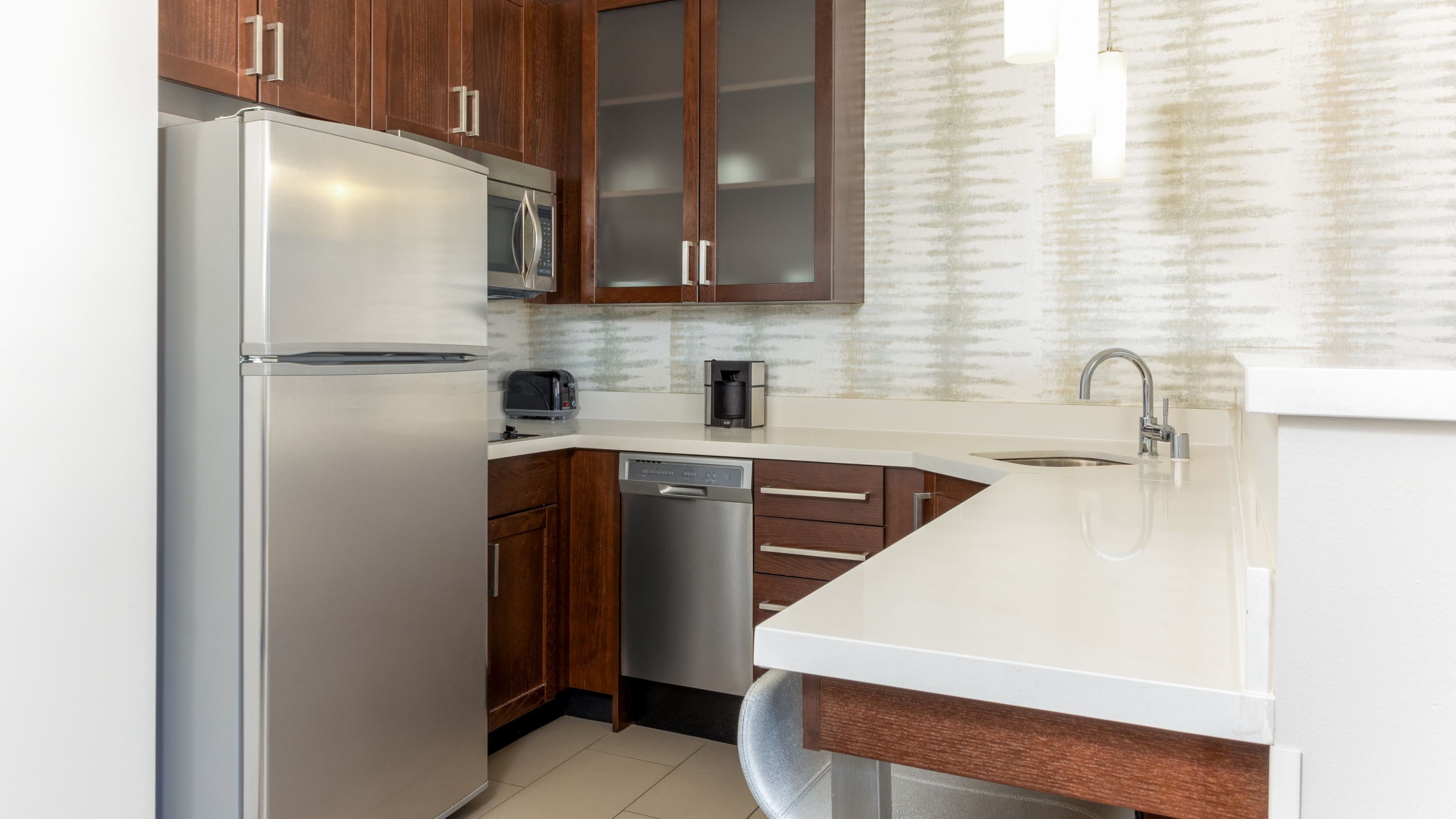 Studio Suite - Image 4