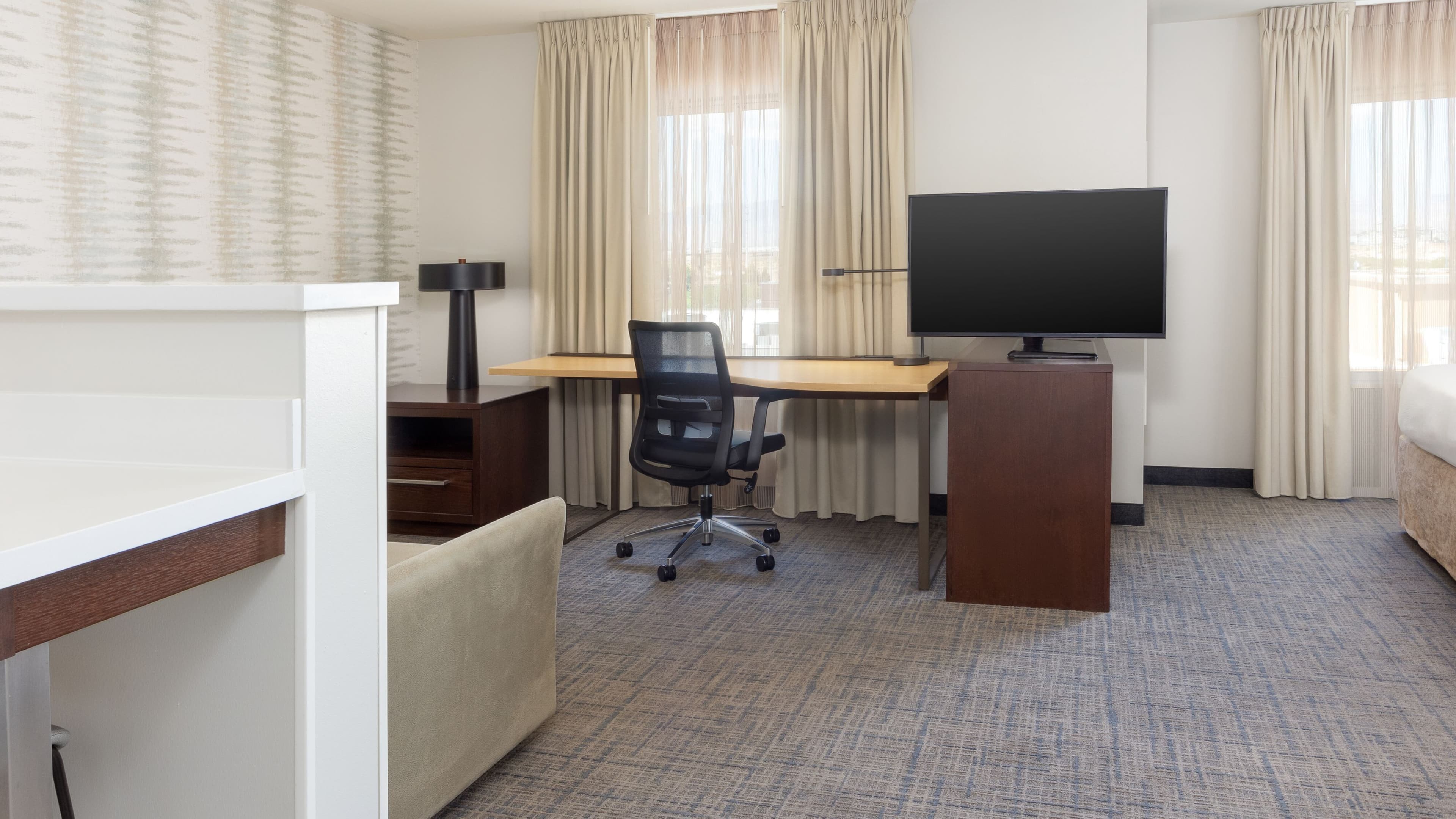 Studio Suite - Image 2