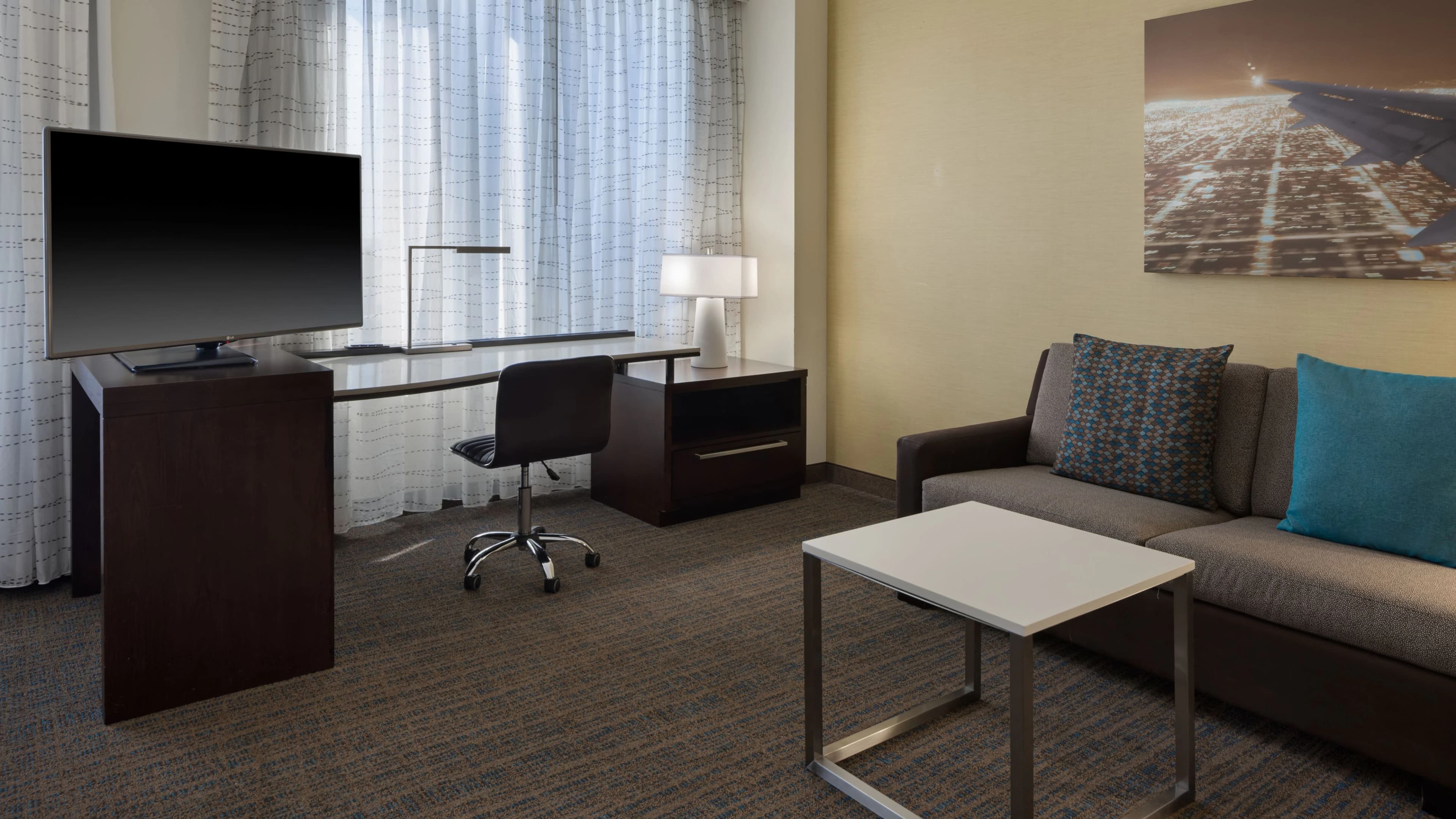 Residence Inn Los Angeles LAX/Century Boulevard — 17