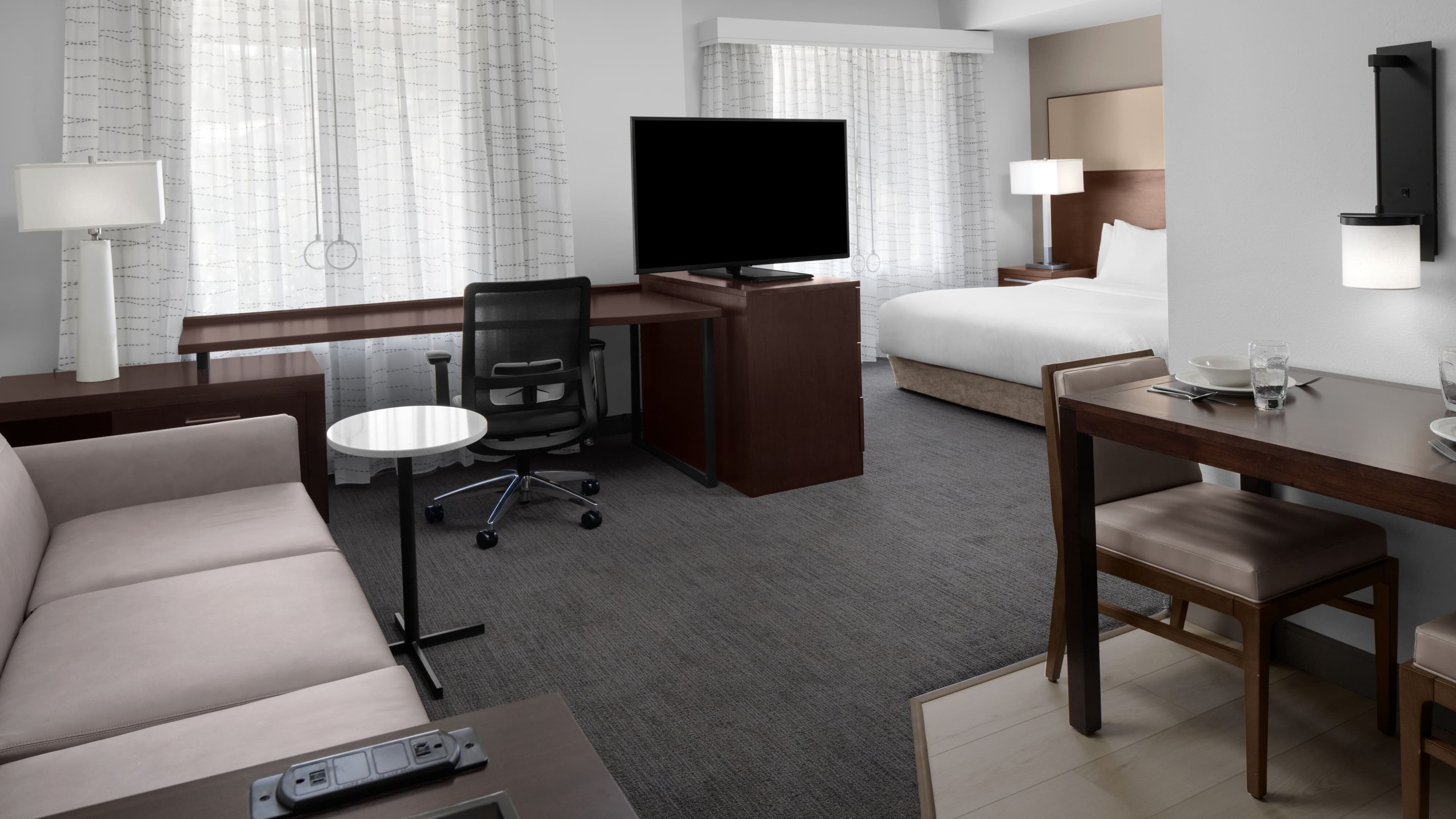 Residence Inn Santa Clarita Valencia — 10