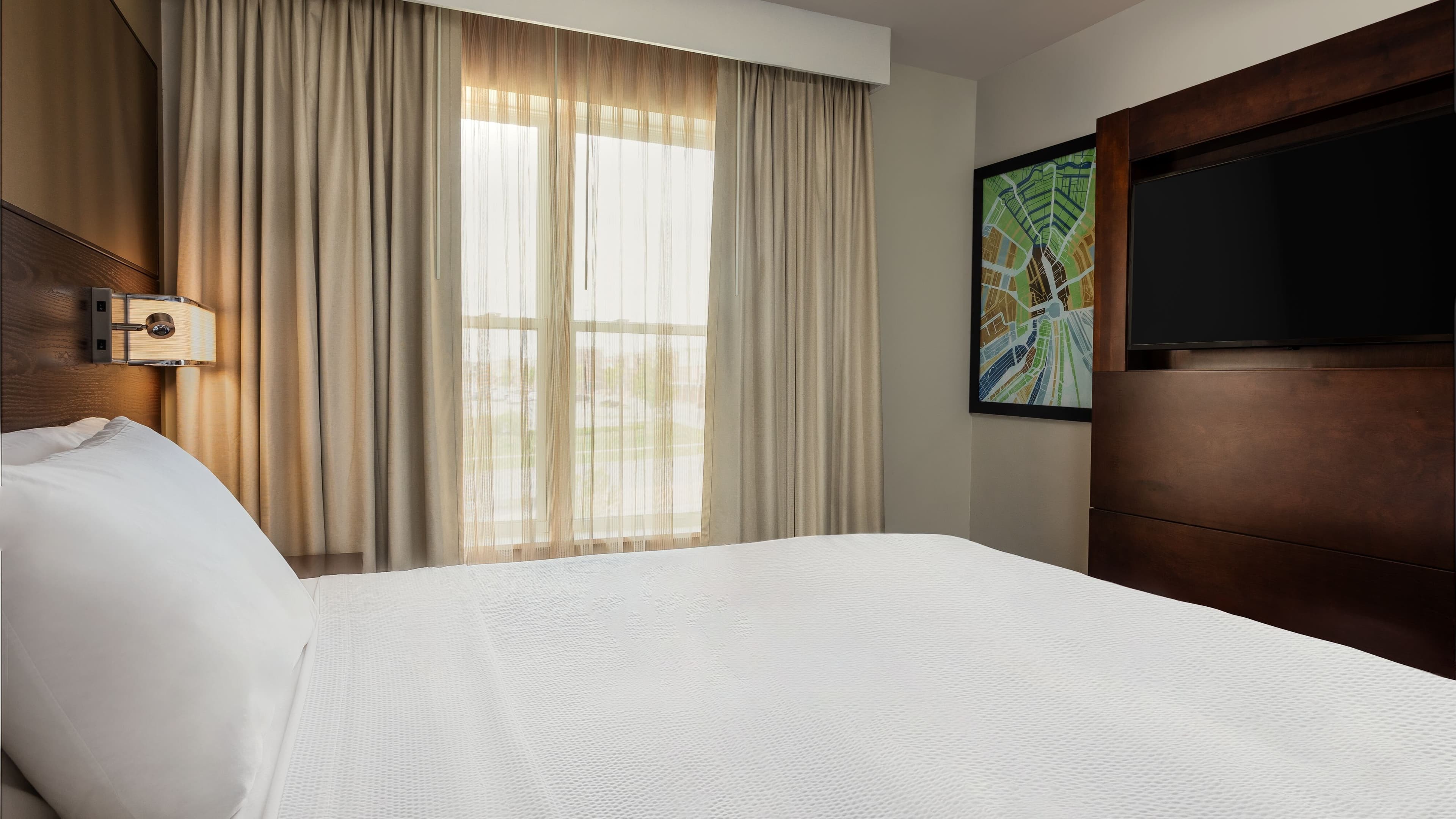 Residence Inn Kansas City at The Legends — 6
