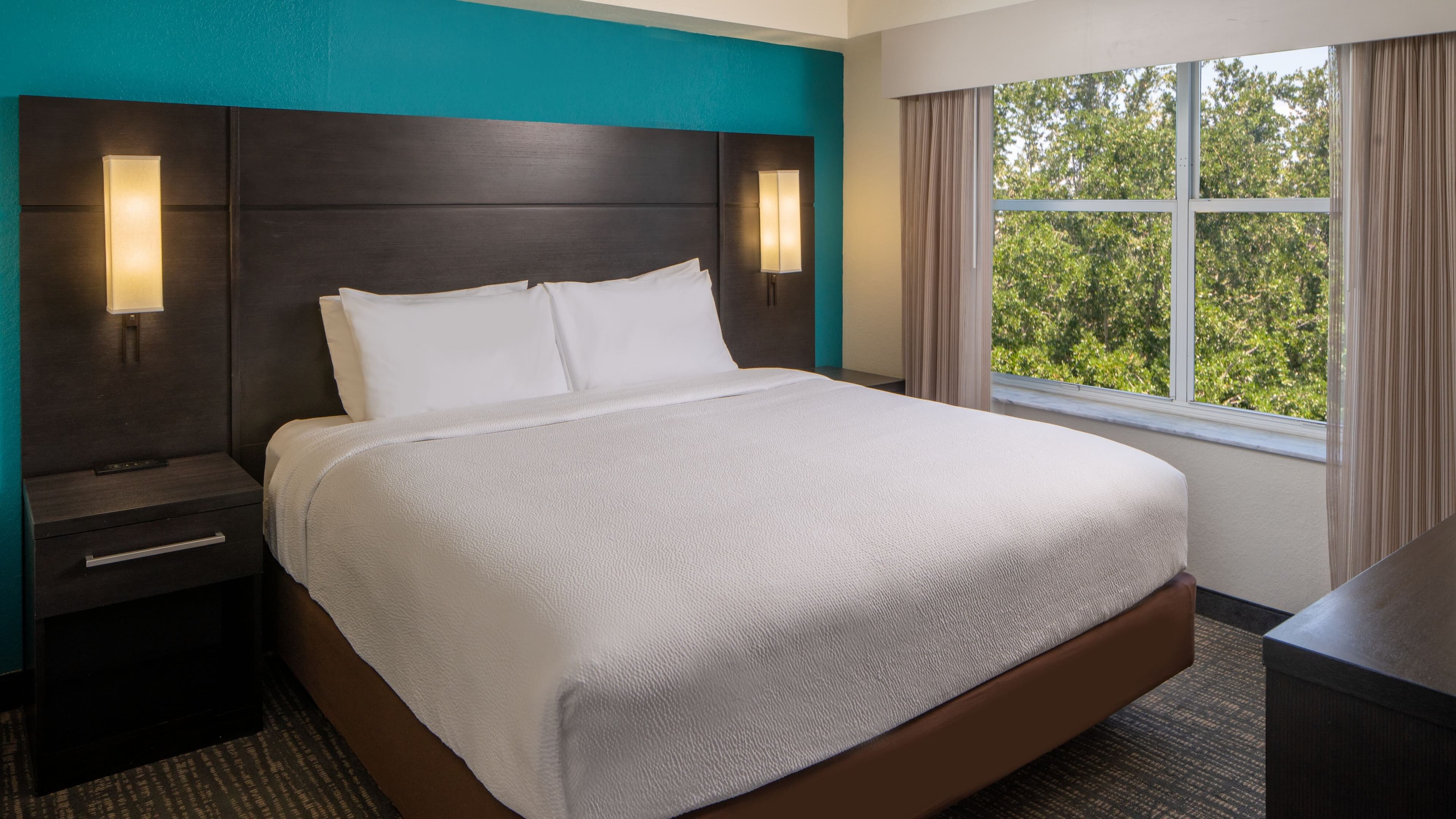 Holiday Inn Club Vacations Orlando Breeze Resort — 15