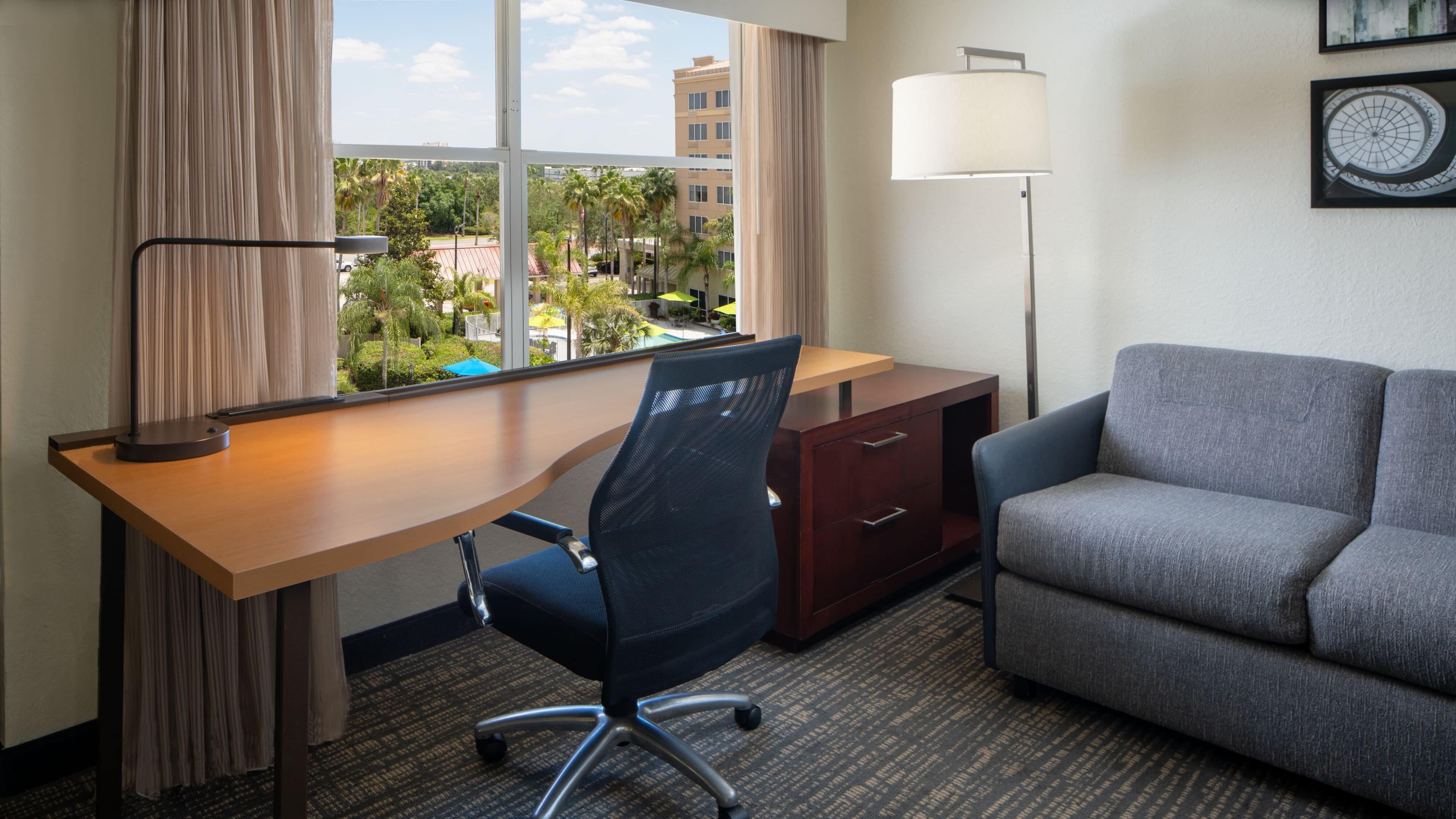 Holiday Inn Club Vacations Orlando Breeze Resort — 24