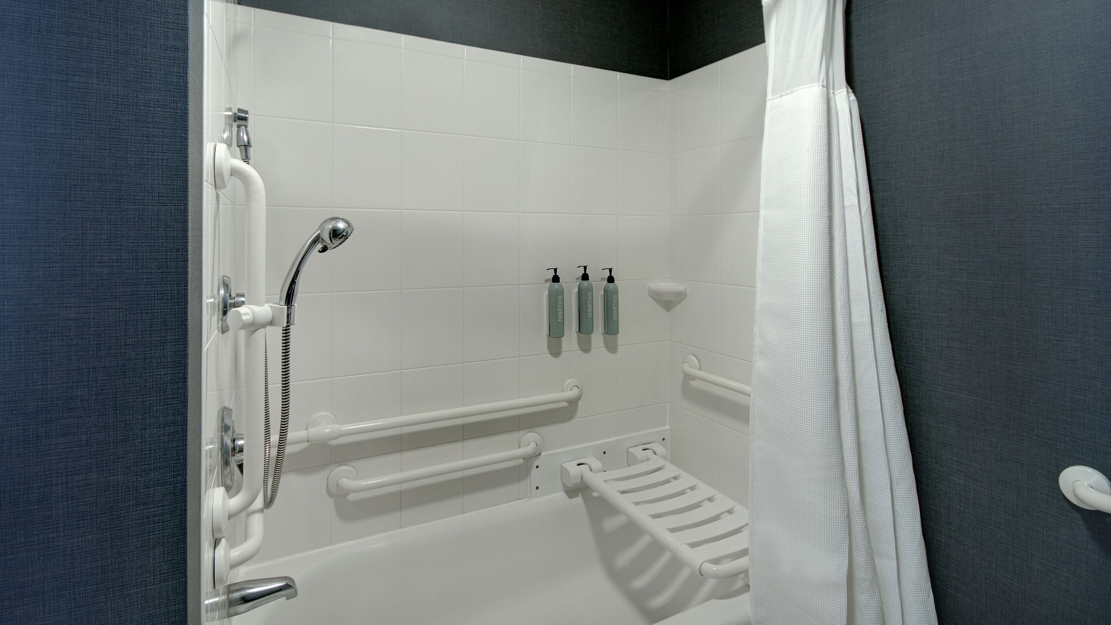 Studio - Image 9