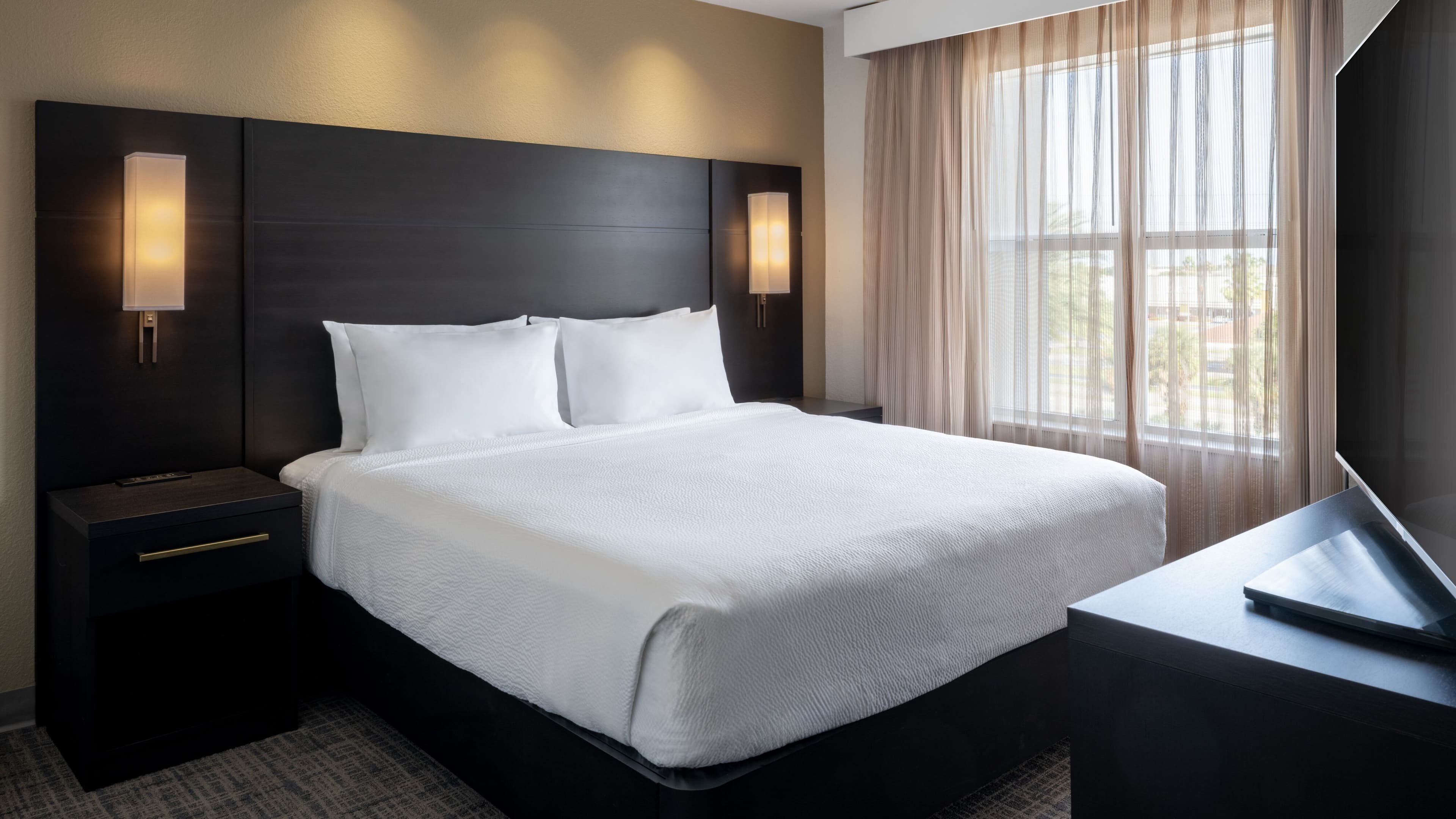 Residence Inn Melbourne - Image 5