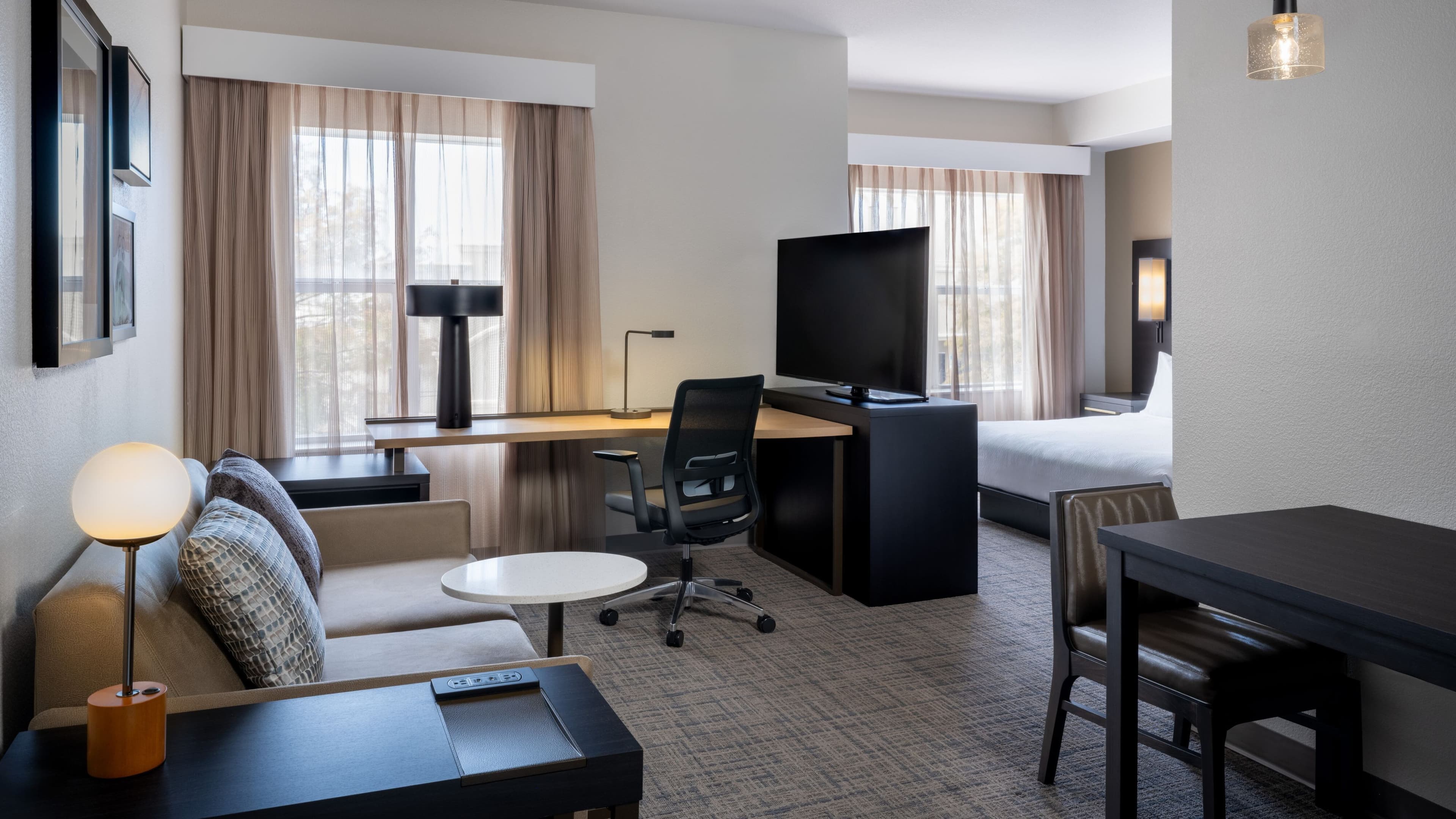 Residence Inn Melbourne - Image 3