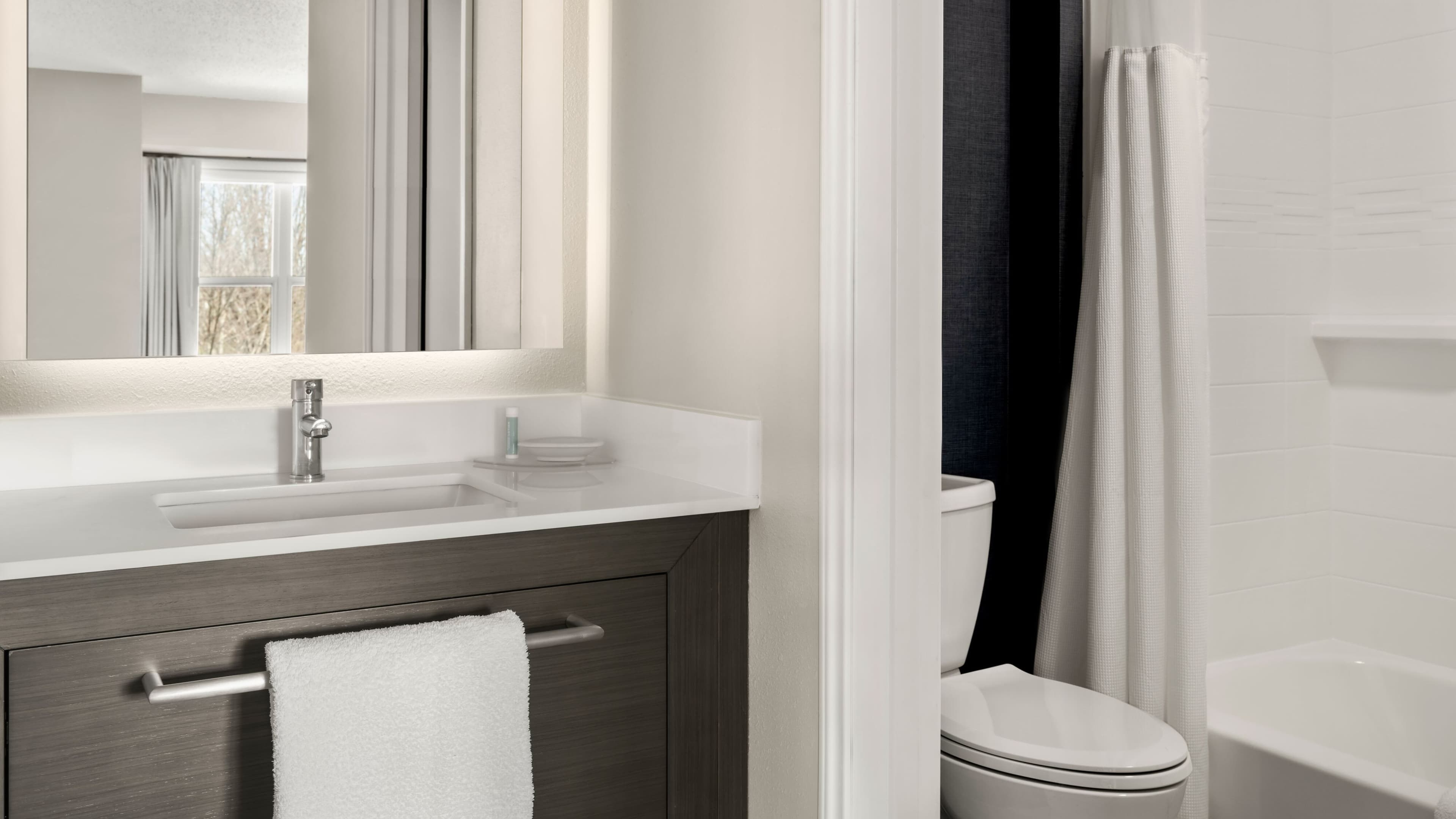 Residence Inn Davenport — 16