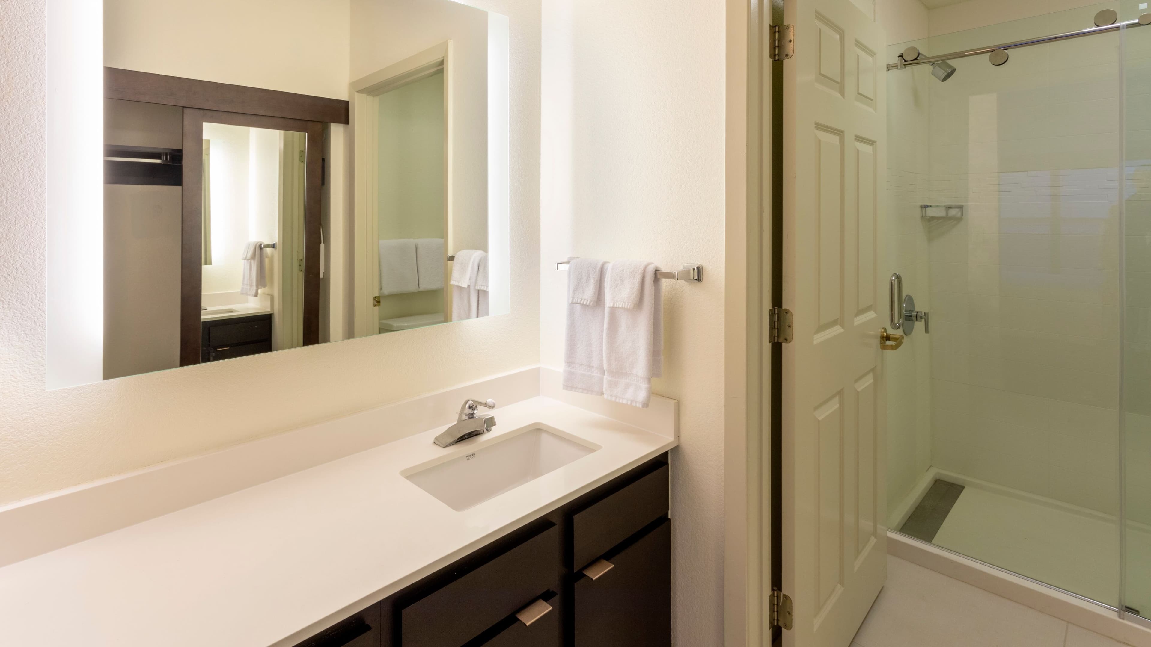 Holiday Inn Express Roseville-St. Paul — 24