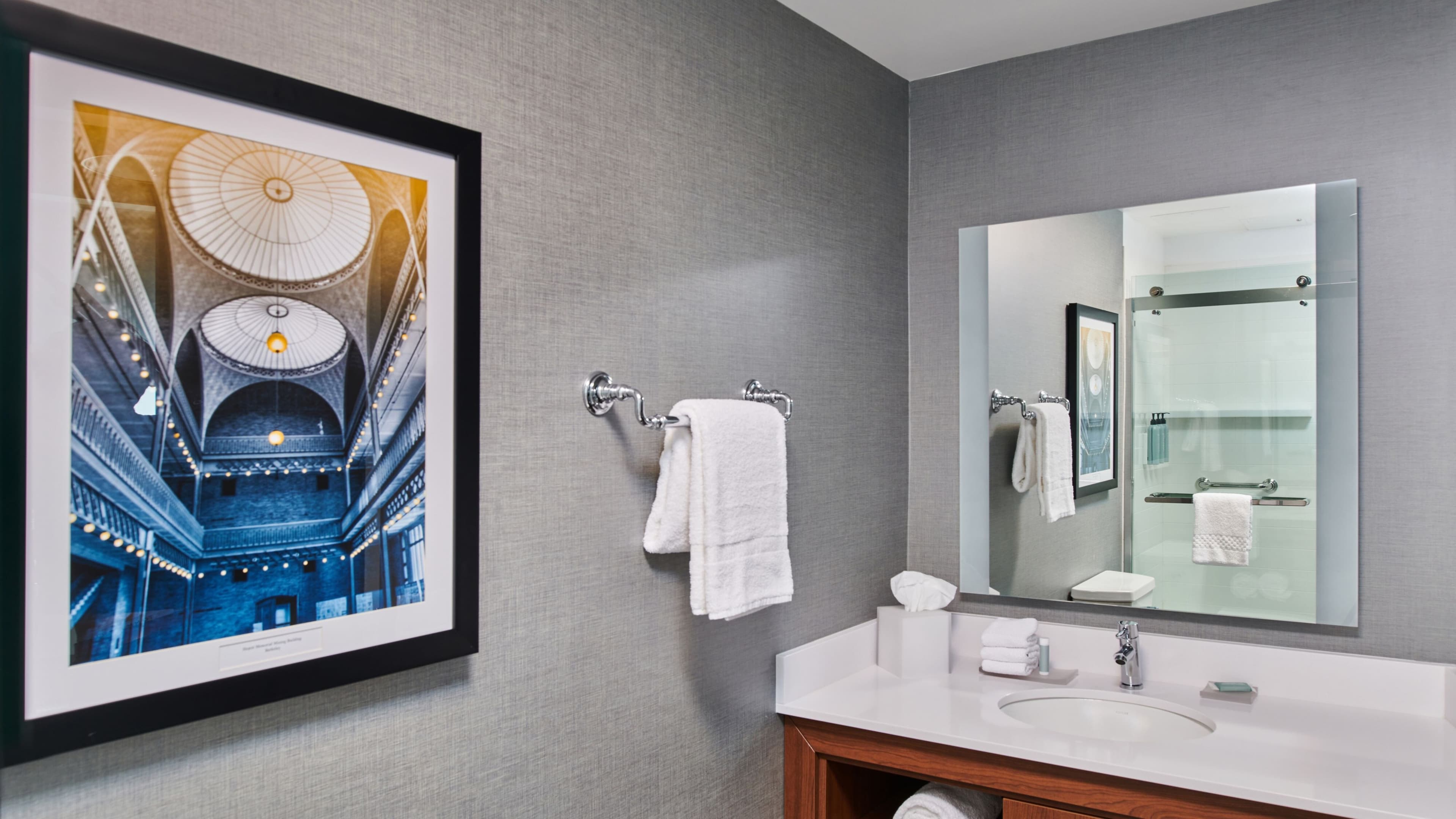 1 Bedroom Suite - Image 11