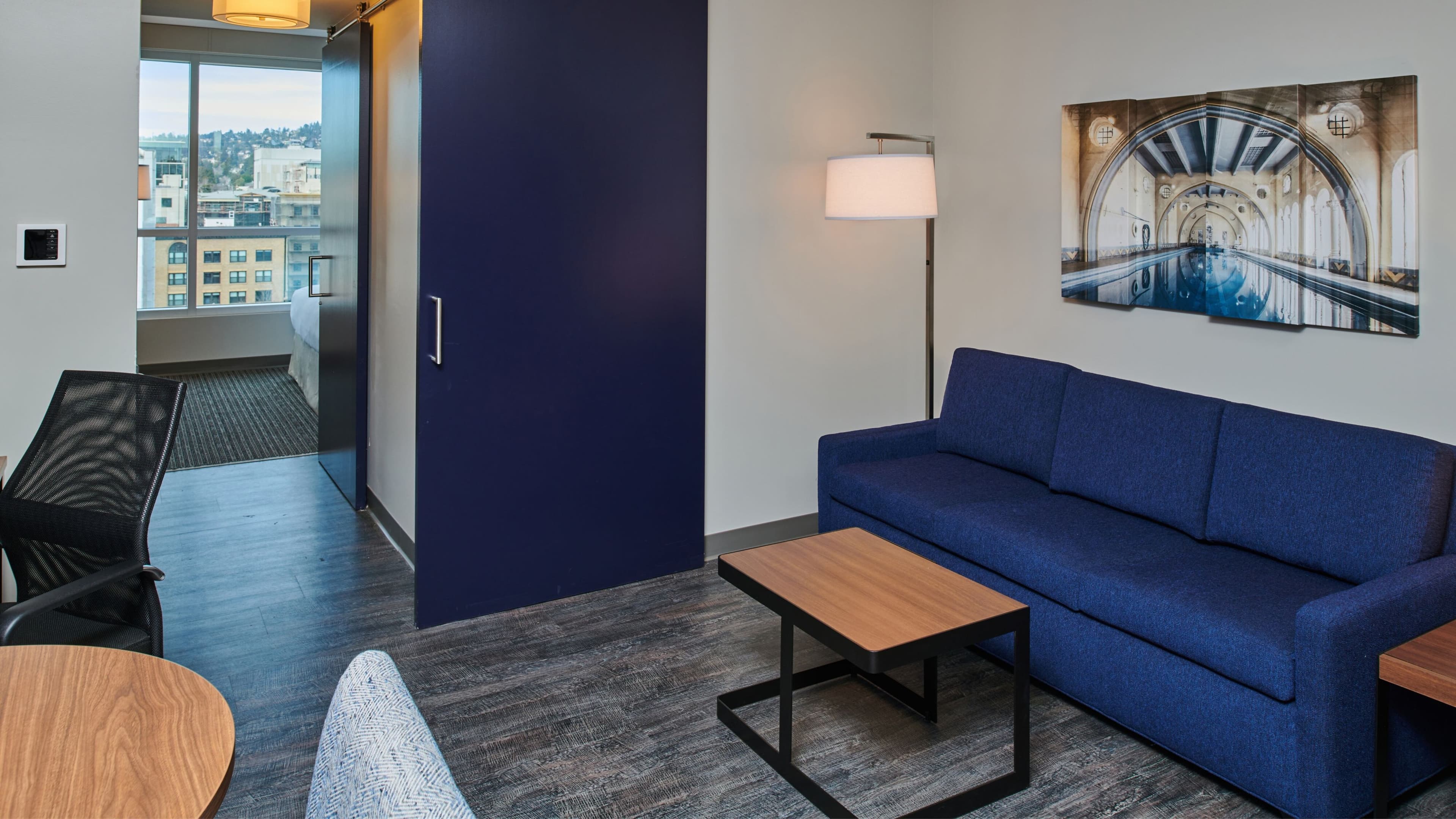 1 Bedroom Suite - Image 1