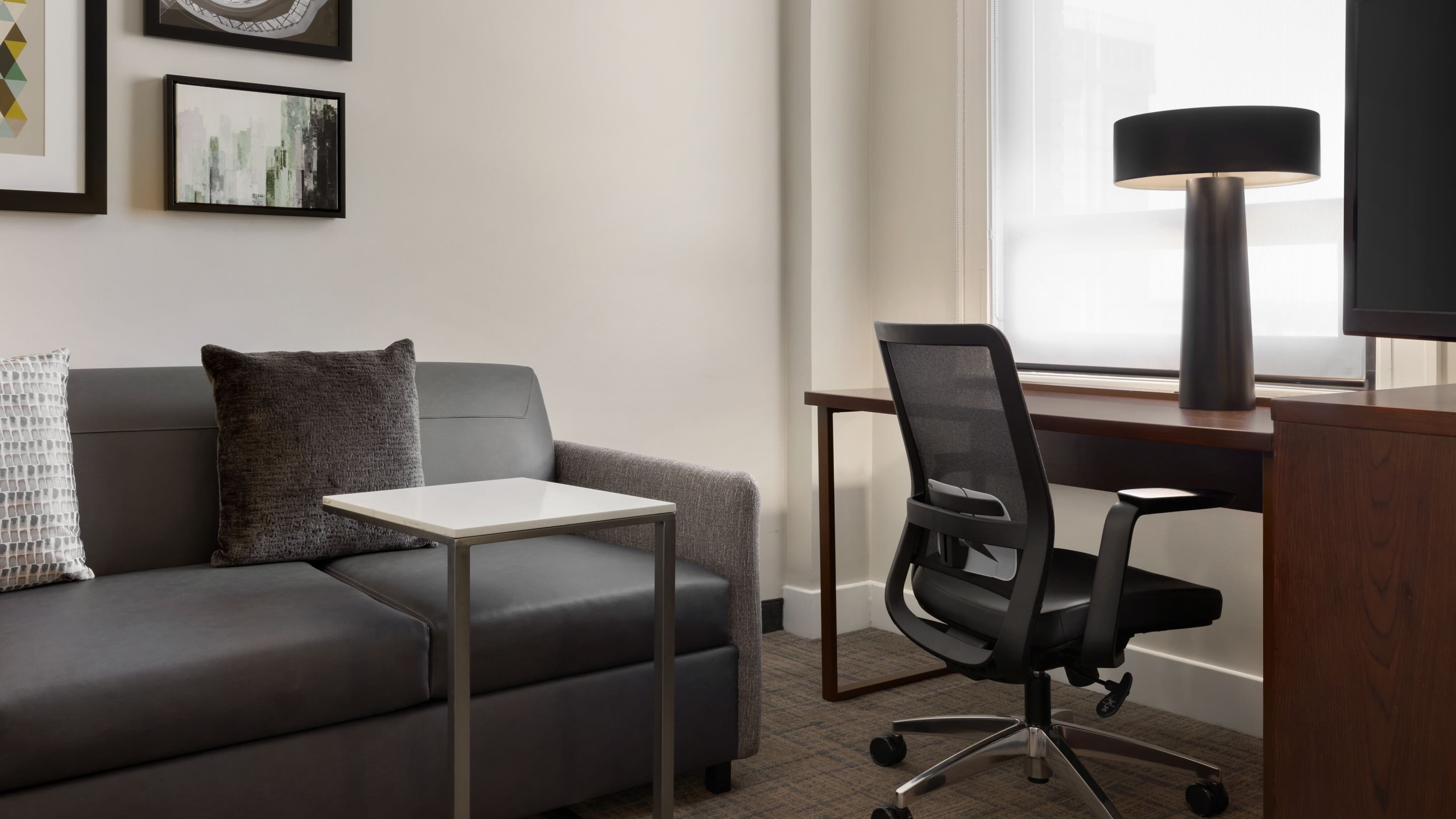 1 Bedroom Suite - Image 6