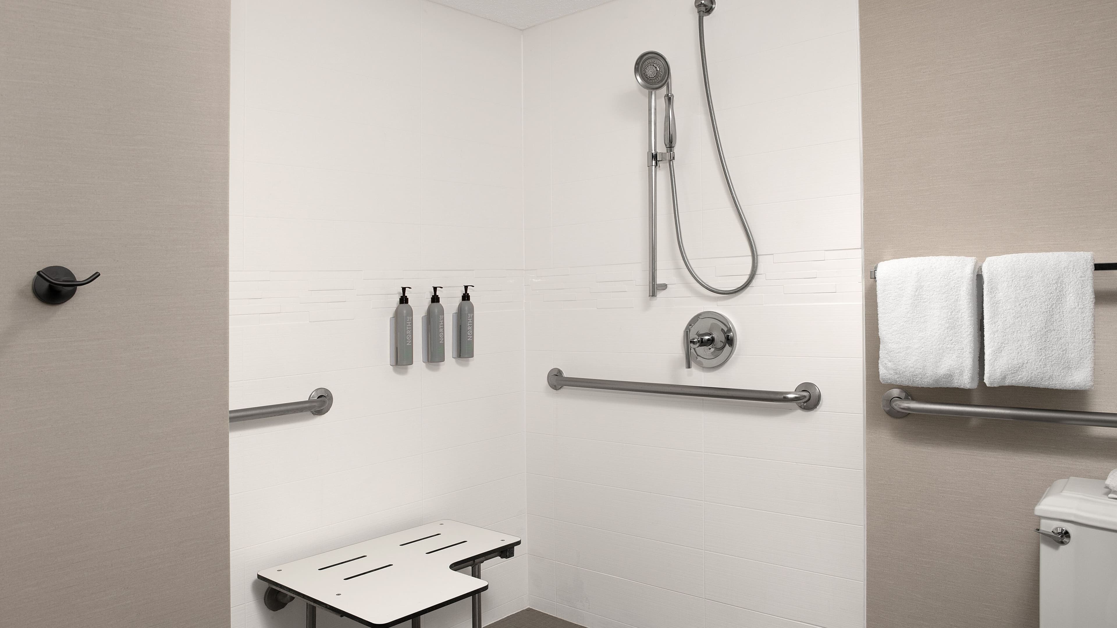 Studio - Image 10