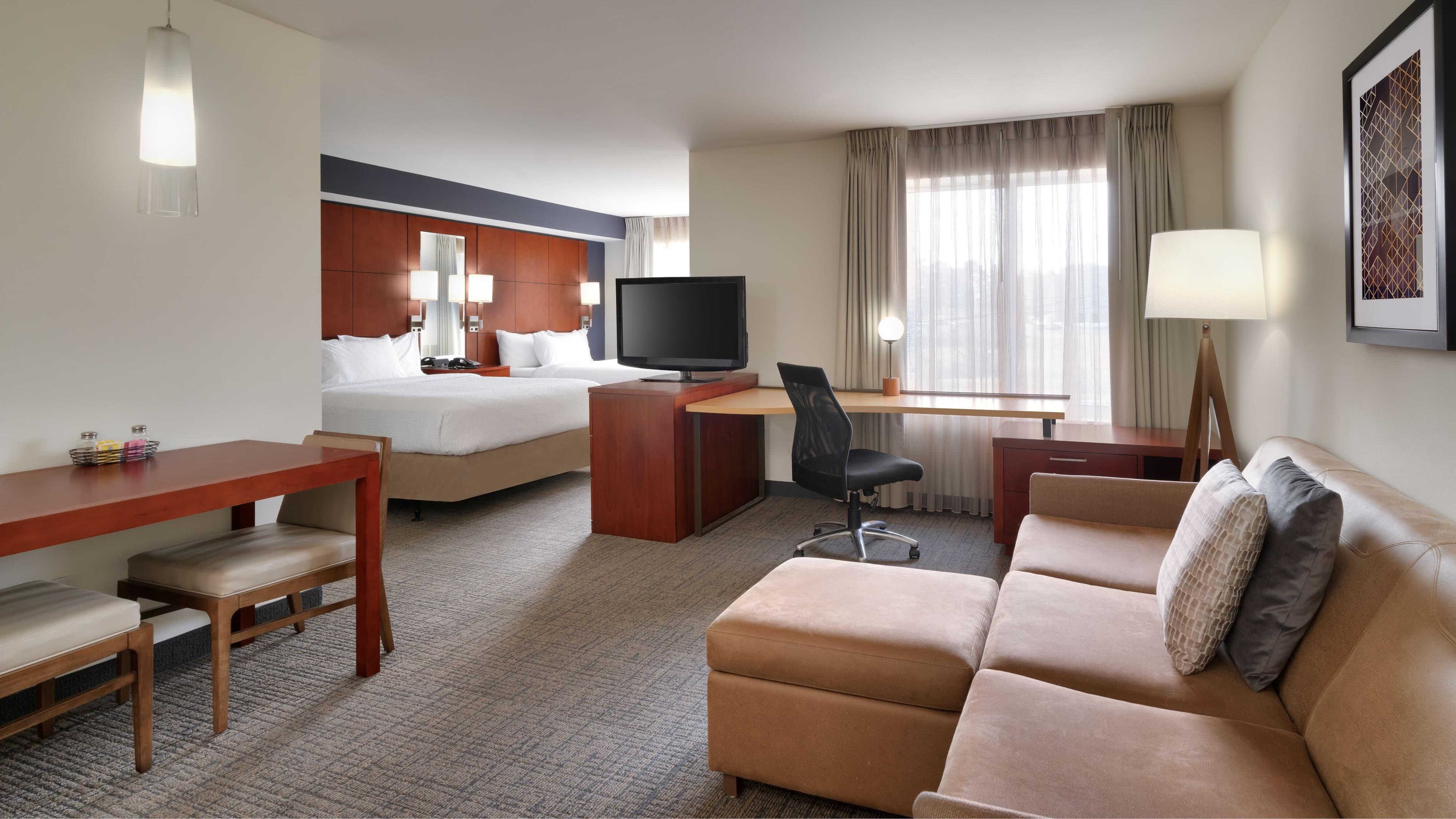 Studio Suite - Image 2