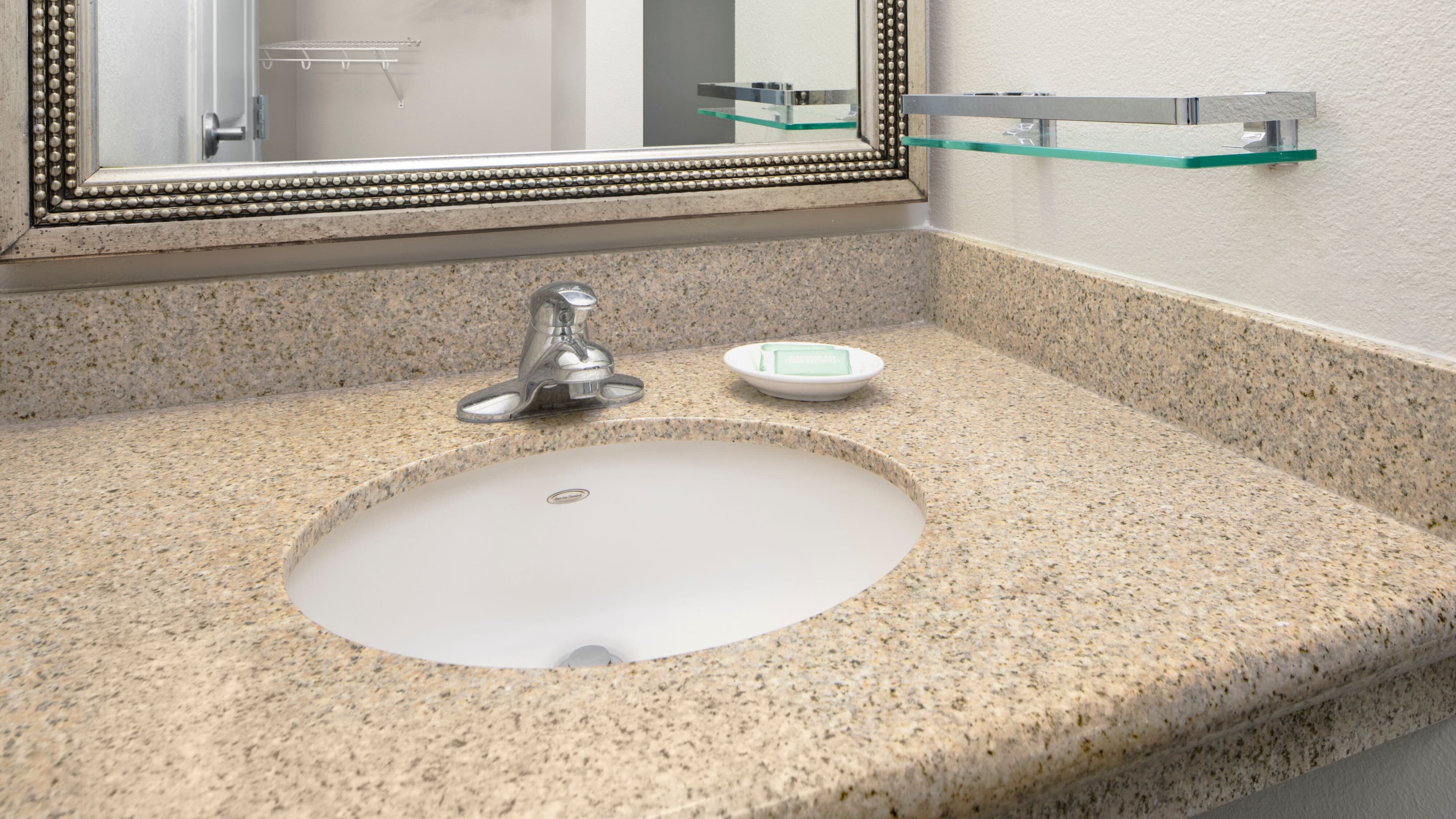 Holiday Inn Express & Suites Newport News — 17